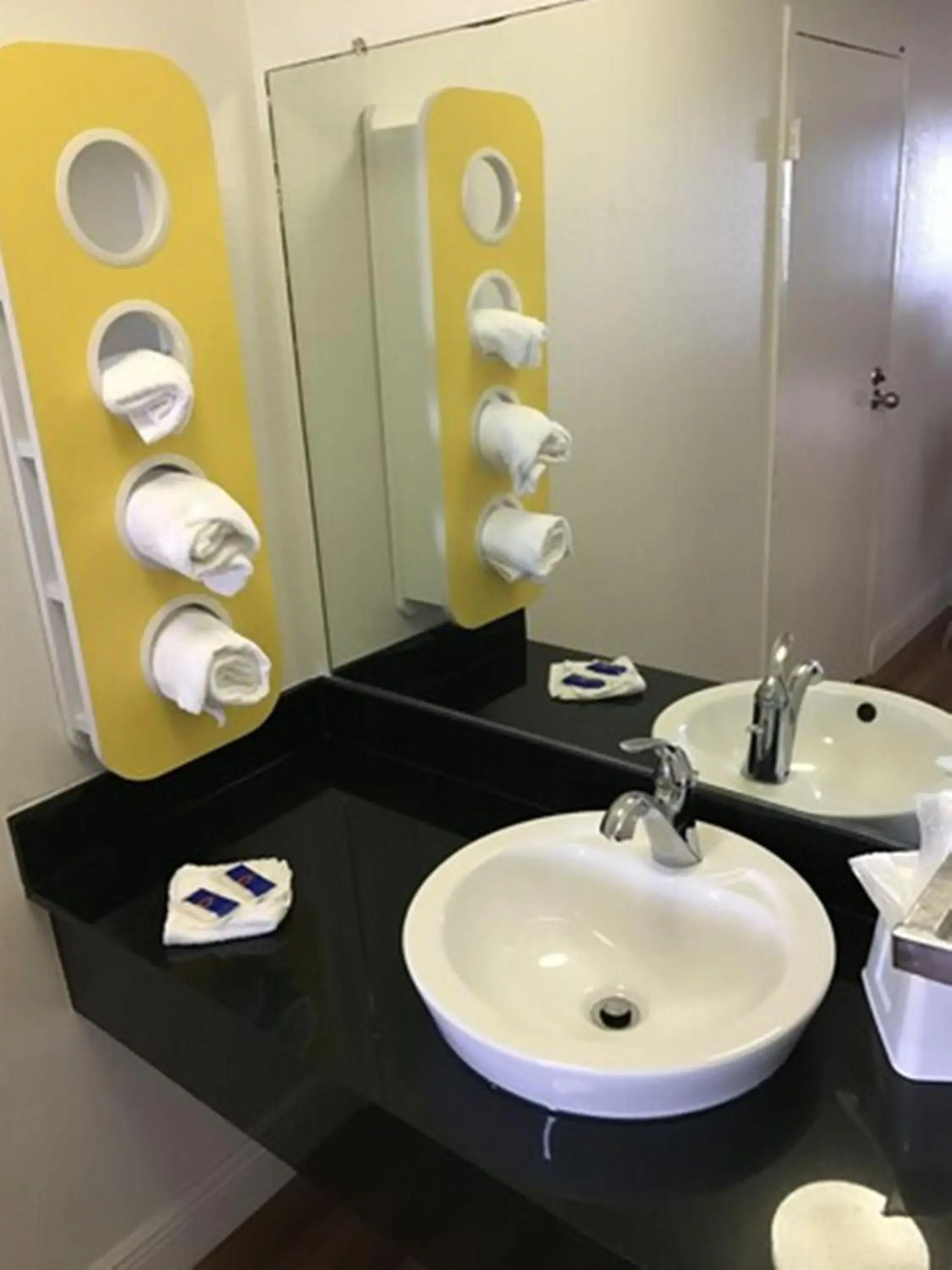 Quadruple Room - Non-Smoking in Motel 6-Natchitoches, LA Quadruple Room - Non-Smoking in Motel 6-Natchitoches, LA