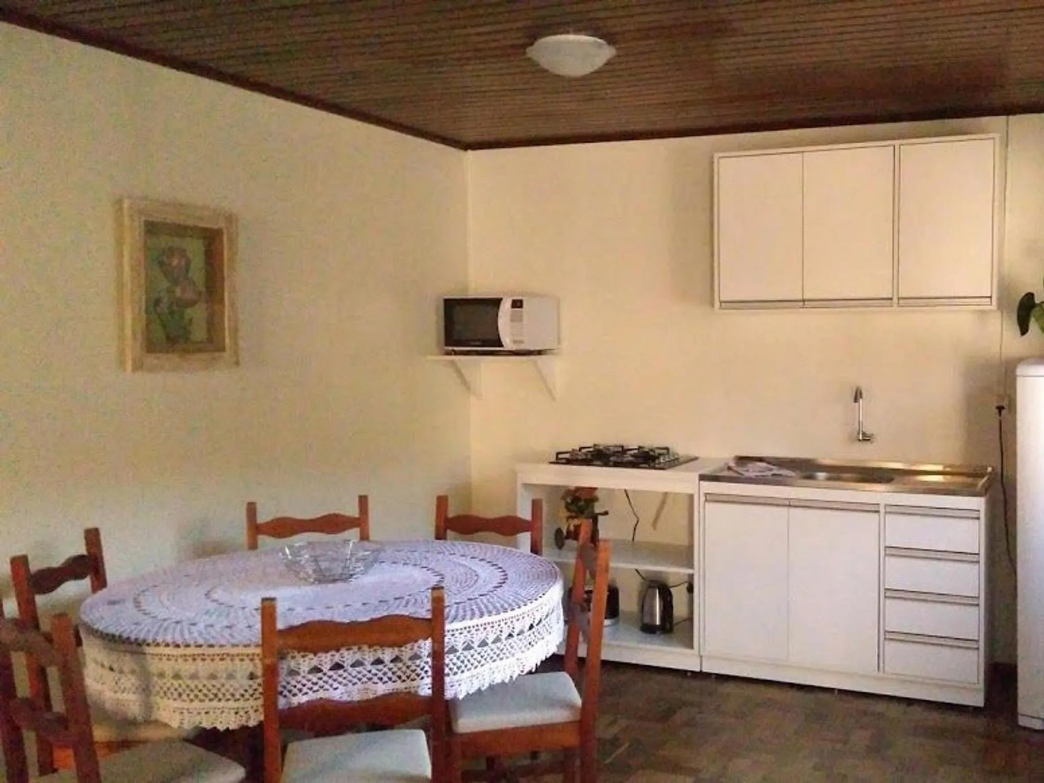 Communal kitchen in Casa da Vó Nelsi