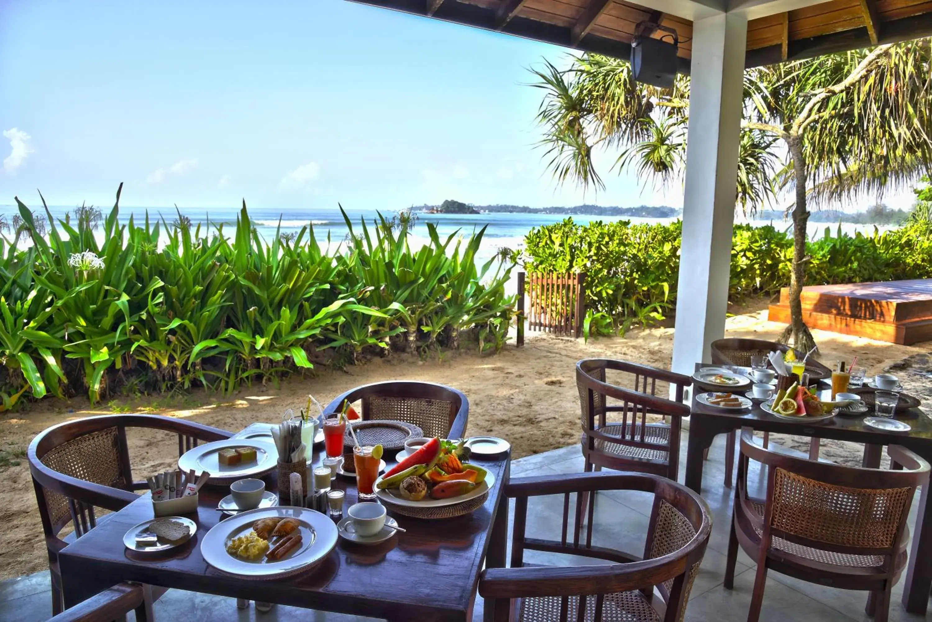 Restaurant/places to eat in Weligama Bay Resort Restaurant/places to eat in Weligama Bay Resort