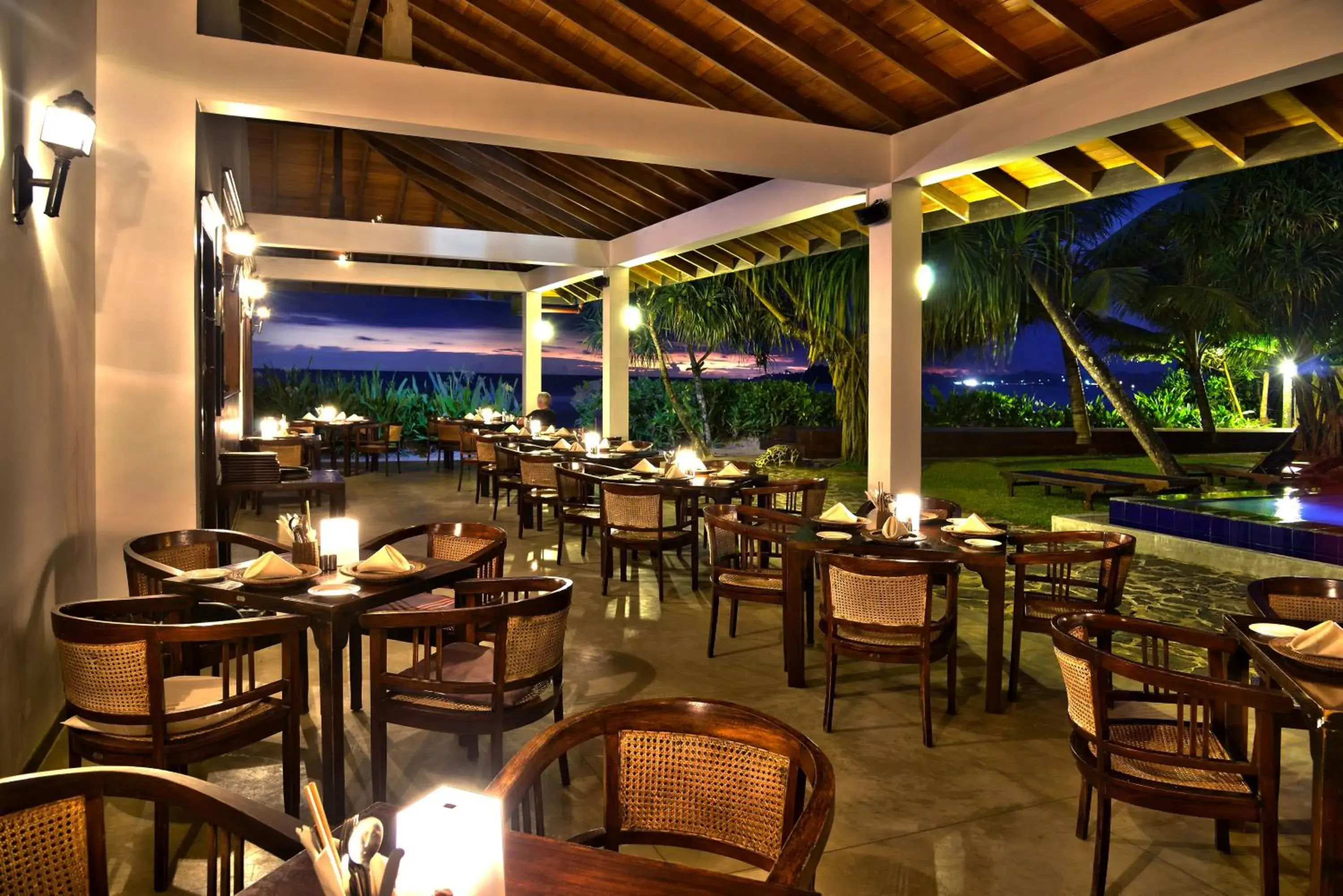 Restaurant/places to eat in Weligama Bay Resort Restaurant/places to eat in Weligama Bay Resort