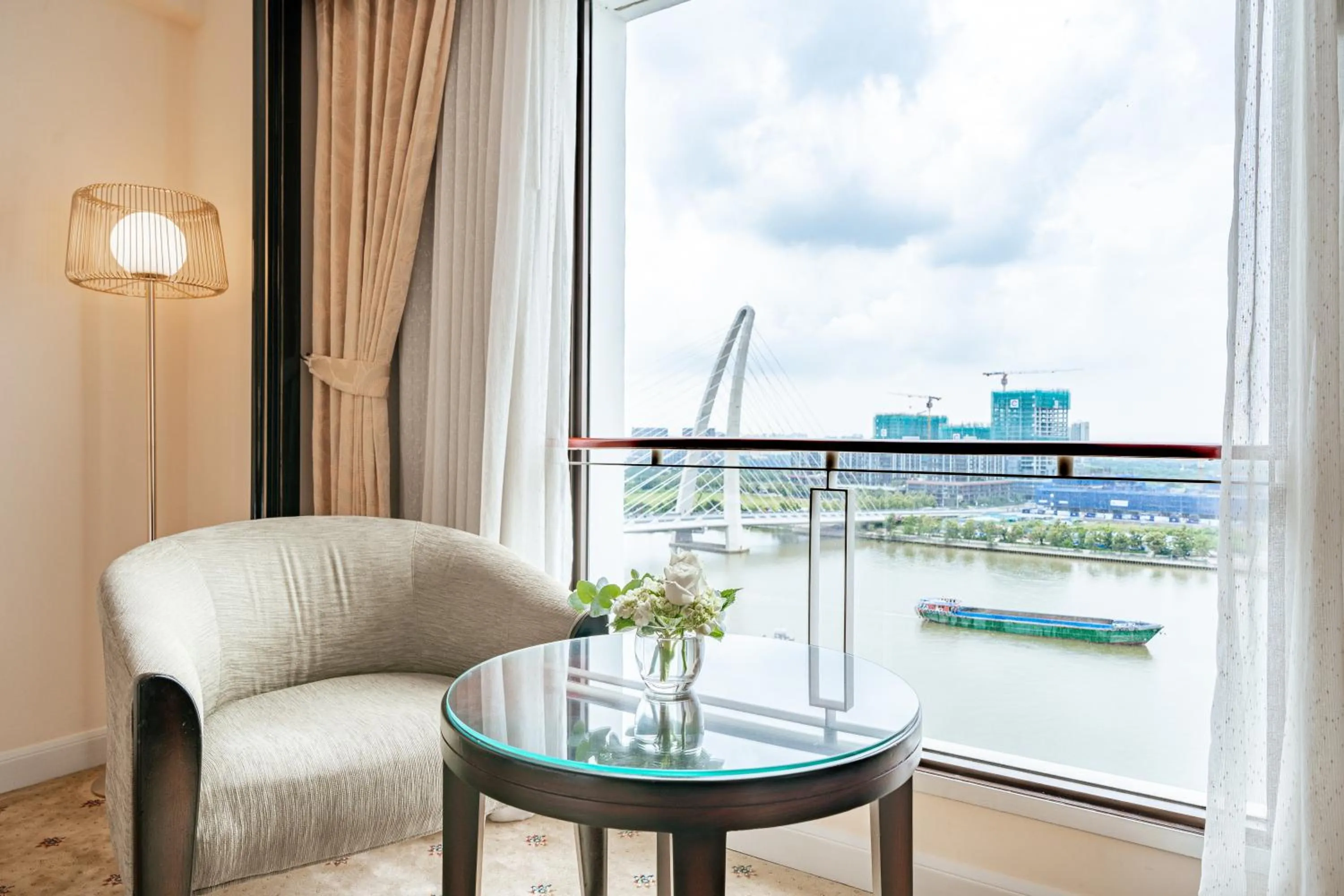 Seating area in Lotte Hotel Saigon