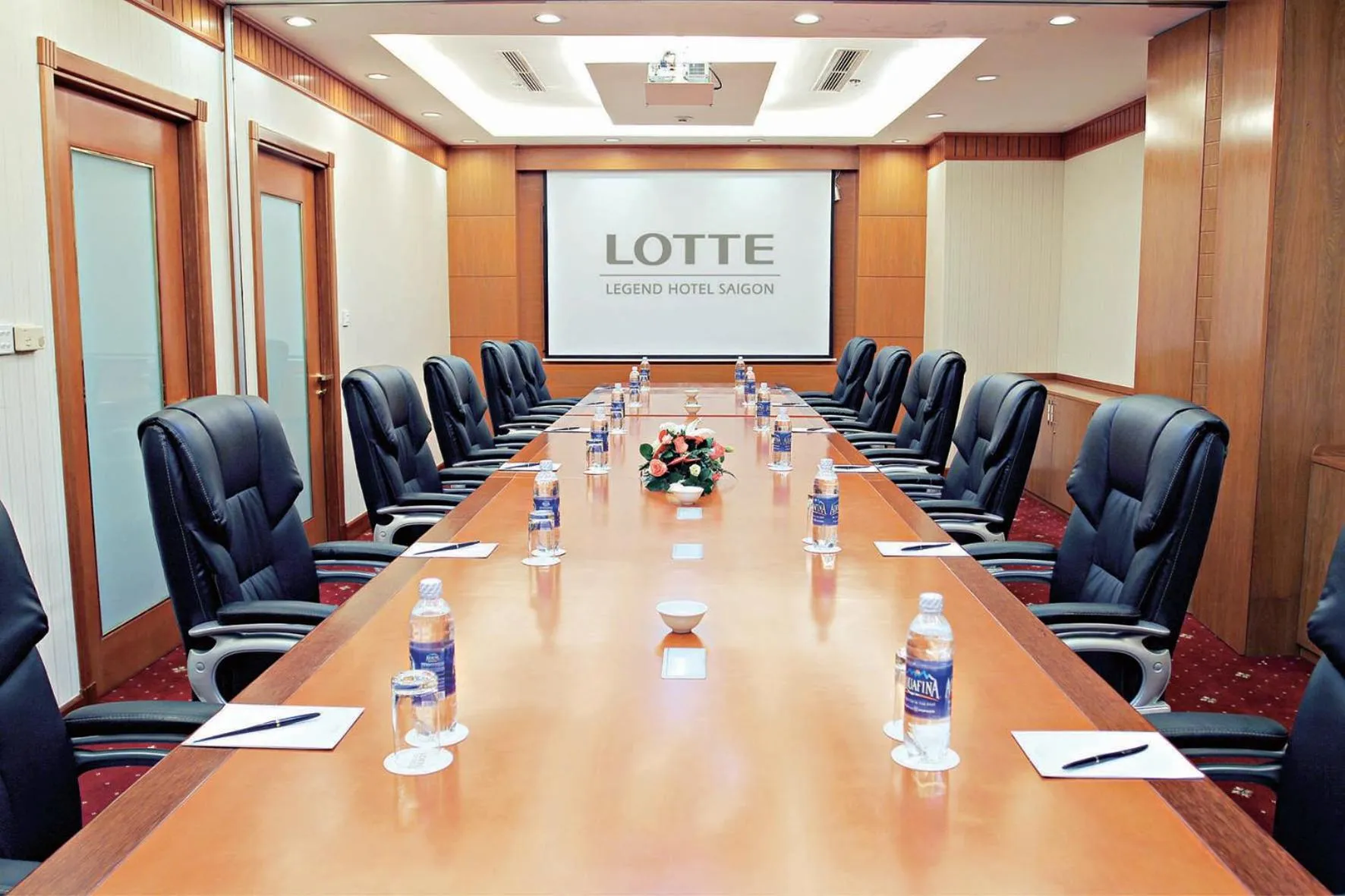 Meeting/conference room in Lotte Hotel Saigon