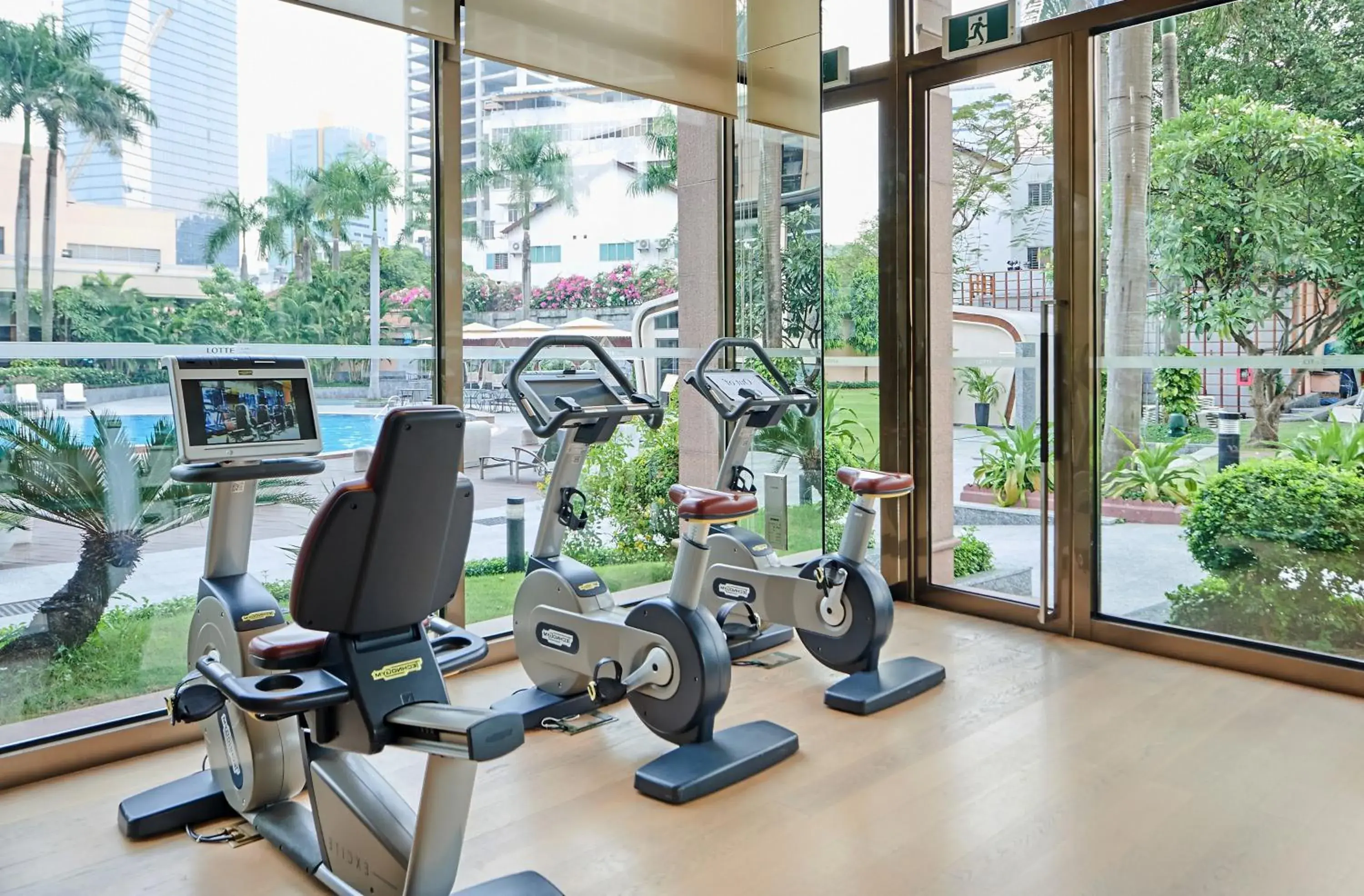 Fitness centre/facilities in Lotte Hotel Saigon Fitness centre/facilities in Lotte Hotel Saigon