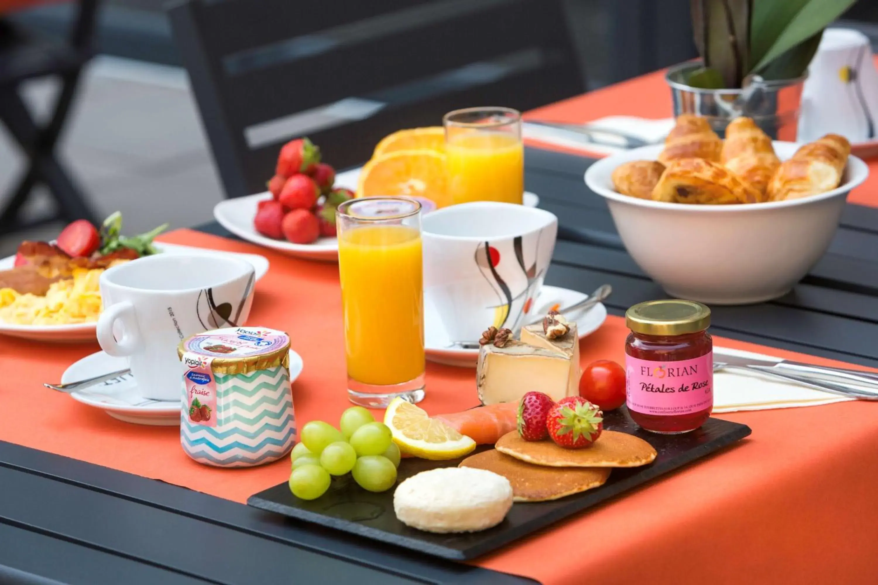 Restaurant/places to eat in Best Western Hôtel Journel Saint-Laurent-du-Var Aéroport Restaurant/places to eat in Best Western Hôtel Journel Saint-Laurent-du-Var Aéroport