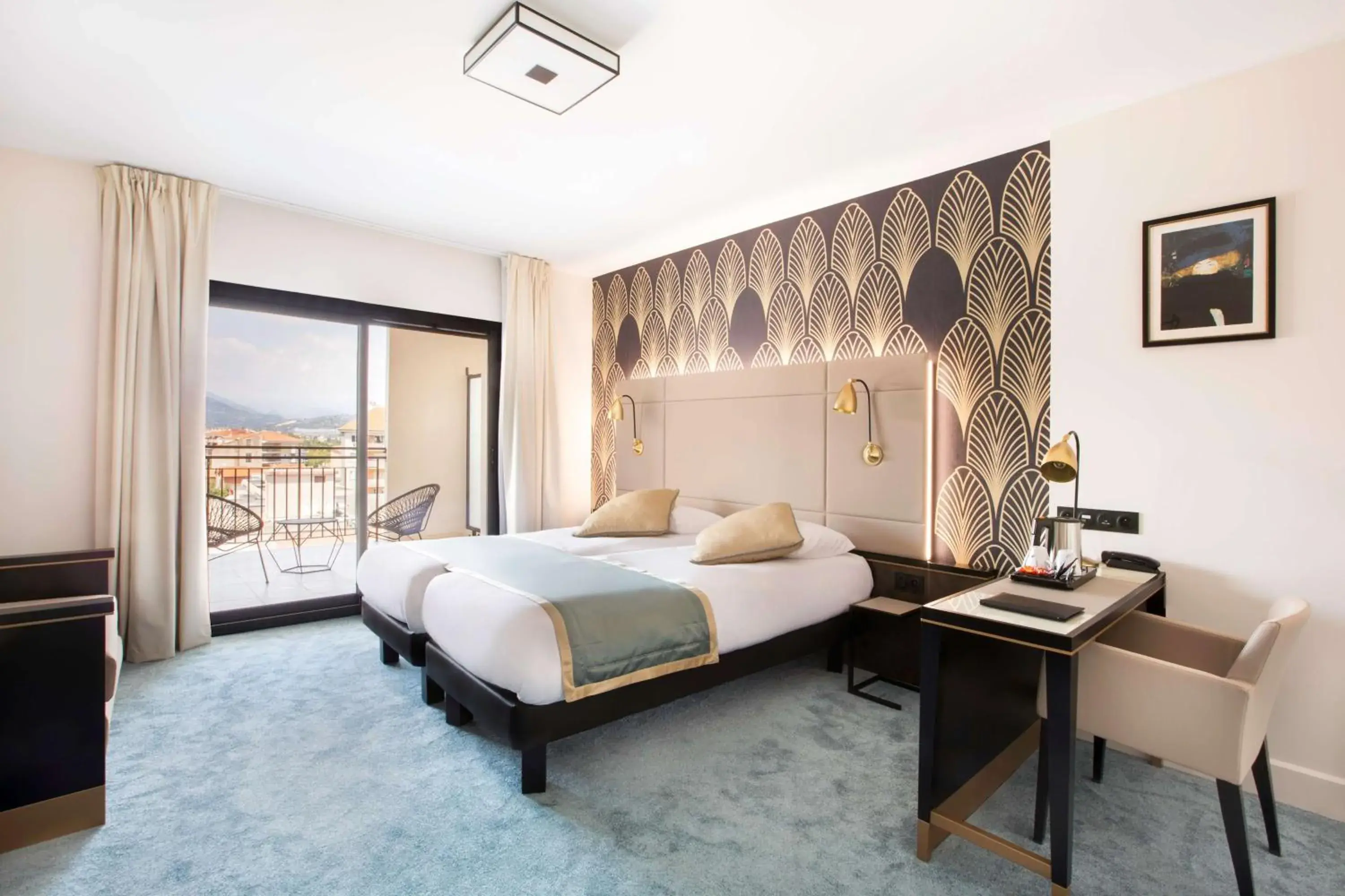 Photo of the whole room, Bed in Best Western Hôtel Journel Saint-Laurent-du-Var Aéroport Photo of the whole room, Bed in Best Western Hôtel Journel Saint-Laurent-du-Var Aéroport