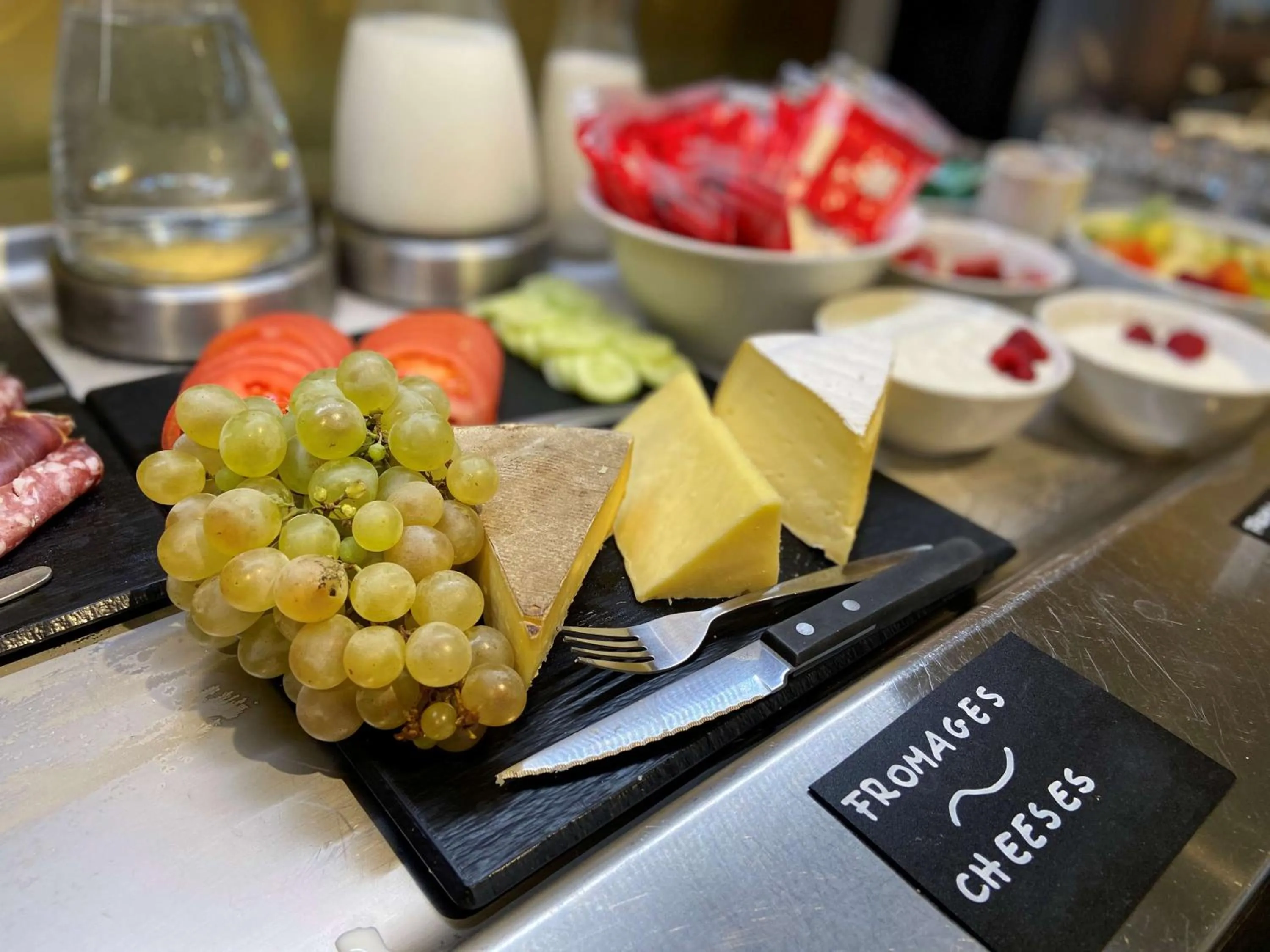 Restaurant/places to eat in Best Western Hôtel Journel Saint-Laurent-du-Var Aéroport