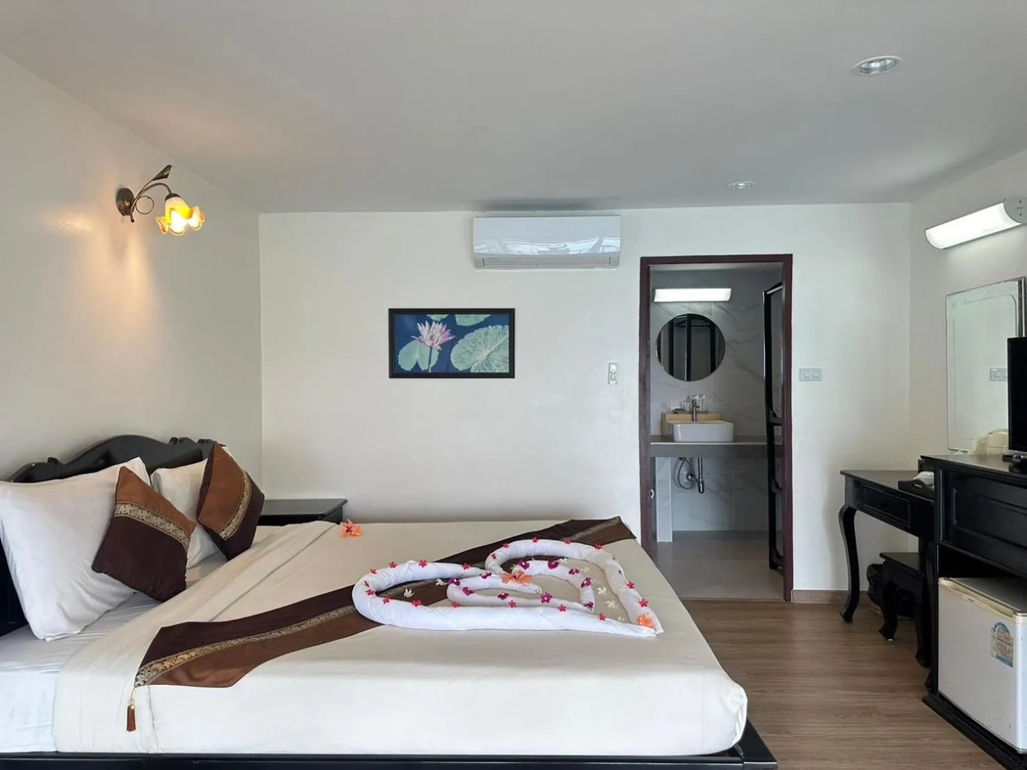 Bedroom, Bed in Chang Cliff Resort