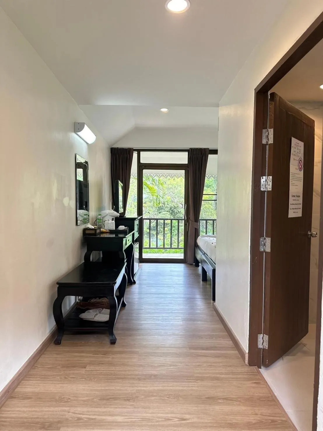 Property building in Chang Cliff Resort