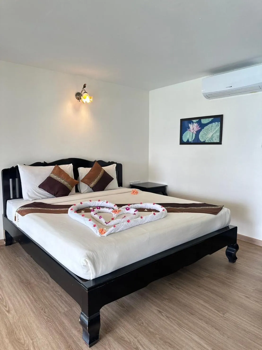 Bedroom, Bed in Chang Cliff Resort