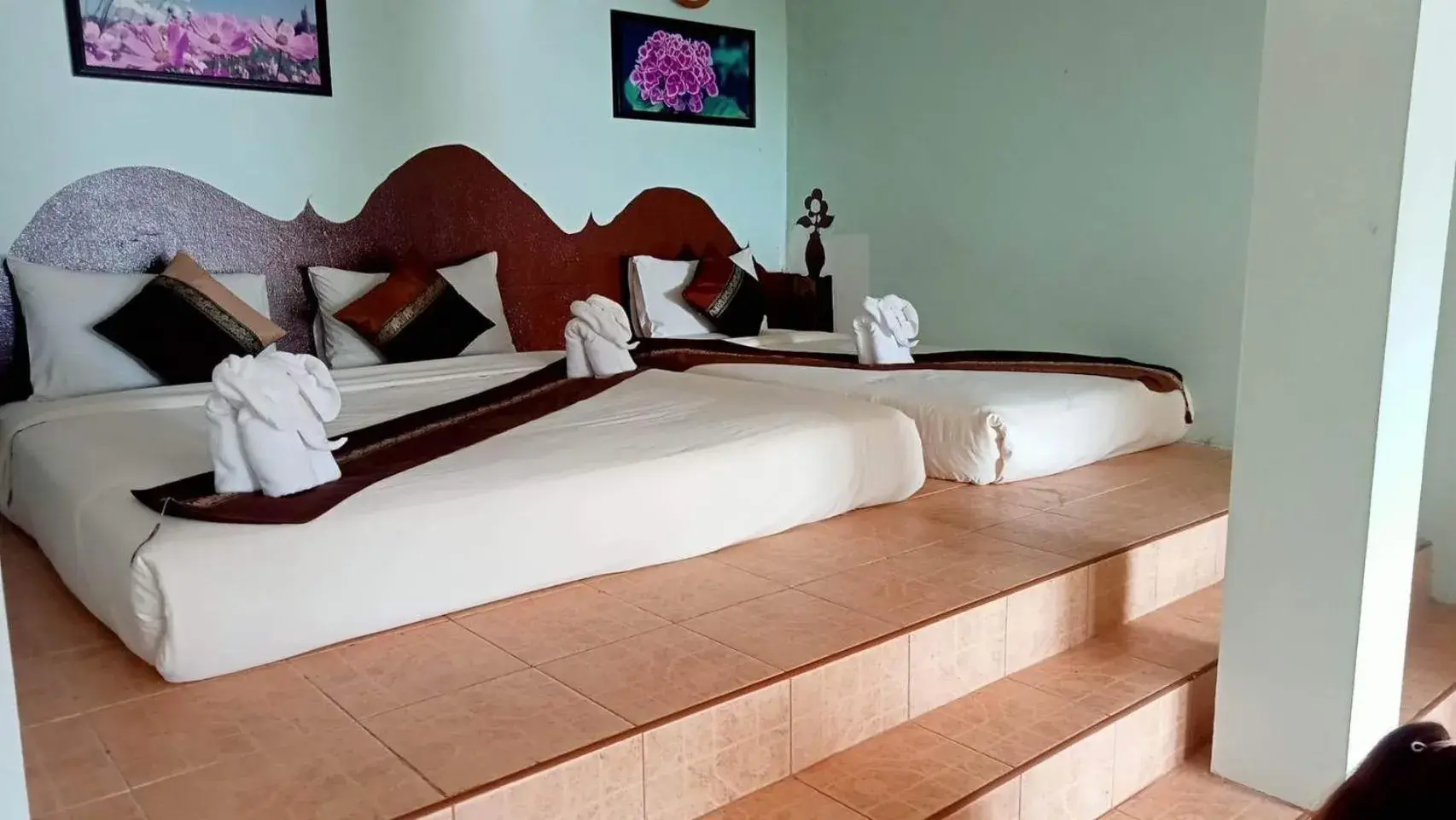 Bedroom, Bed in Chang Cliff Resort Bedroom, Bed in Chang Cliff Resort