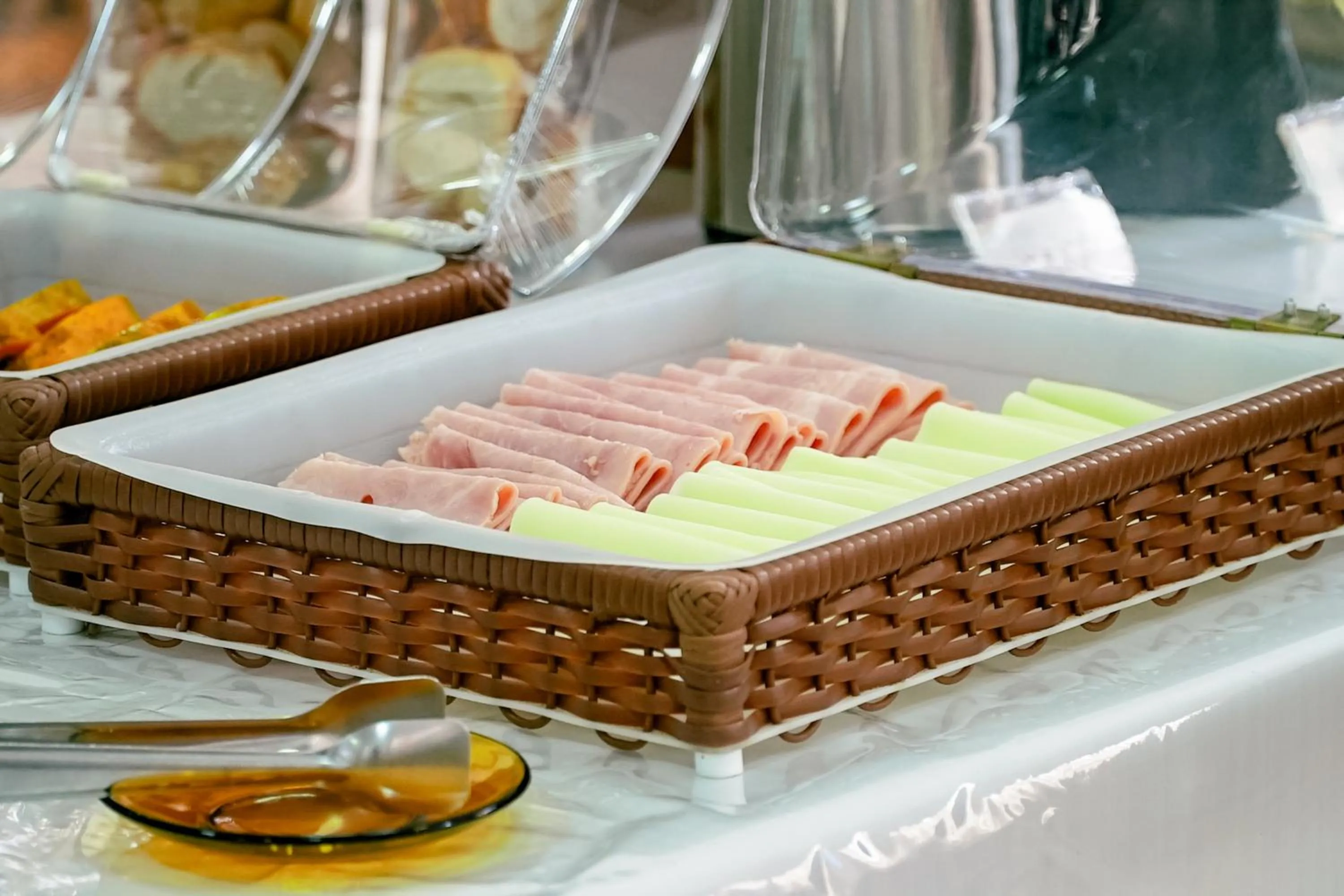 Breakfast in VELINN Pousada Ubatuba Tropical