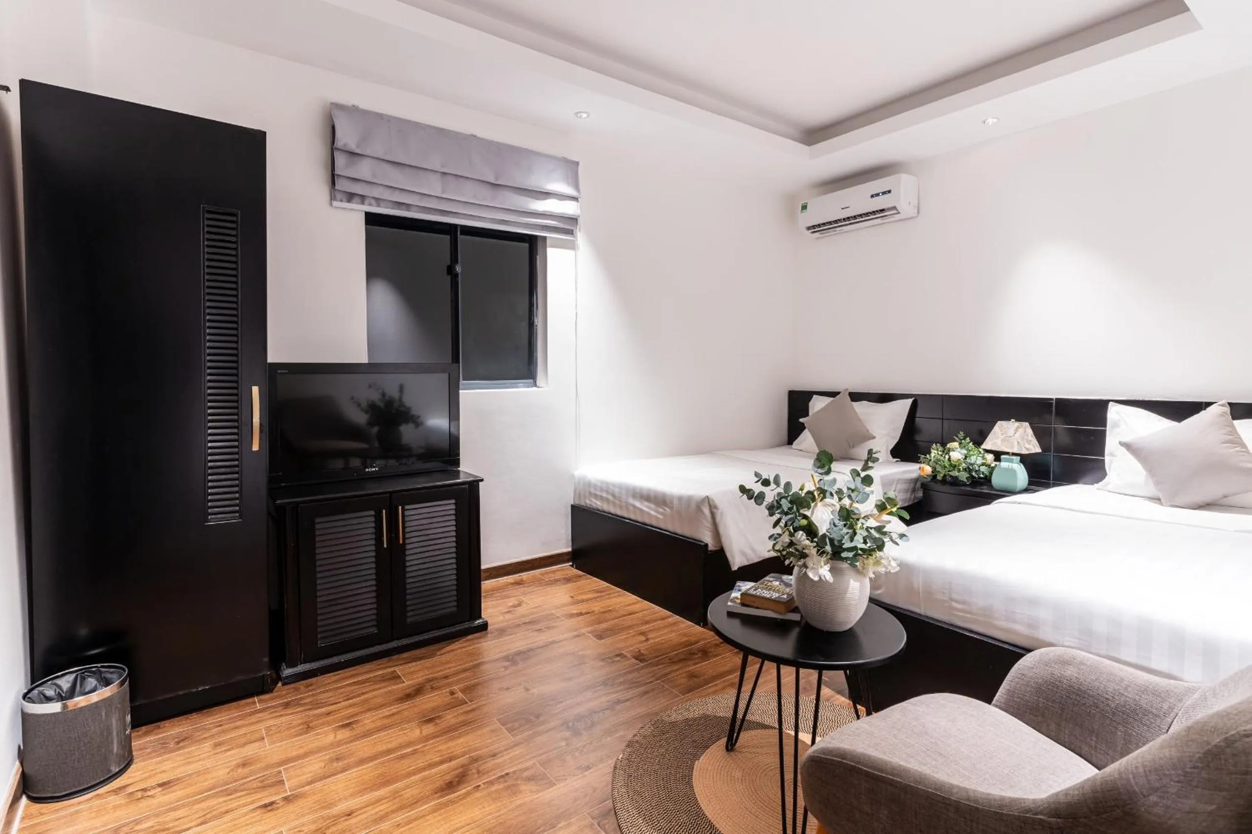 Bed in Park View Luxury Hotel