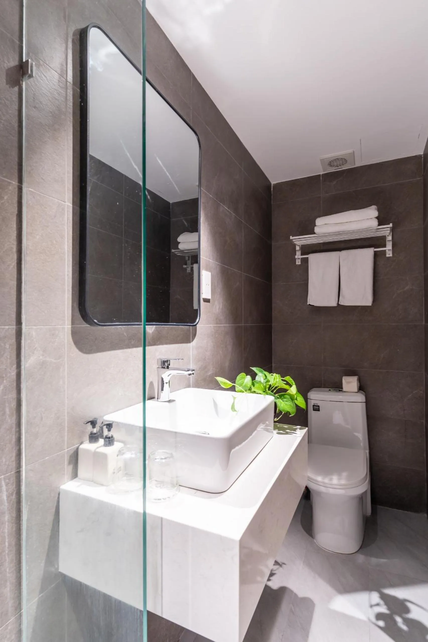 Shower in Park View Luxury Hotel