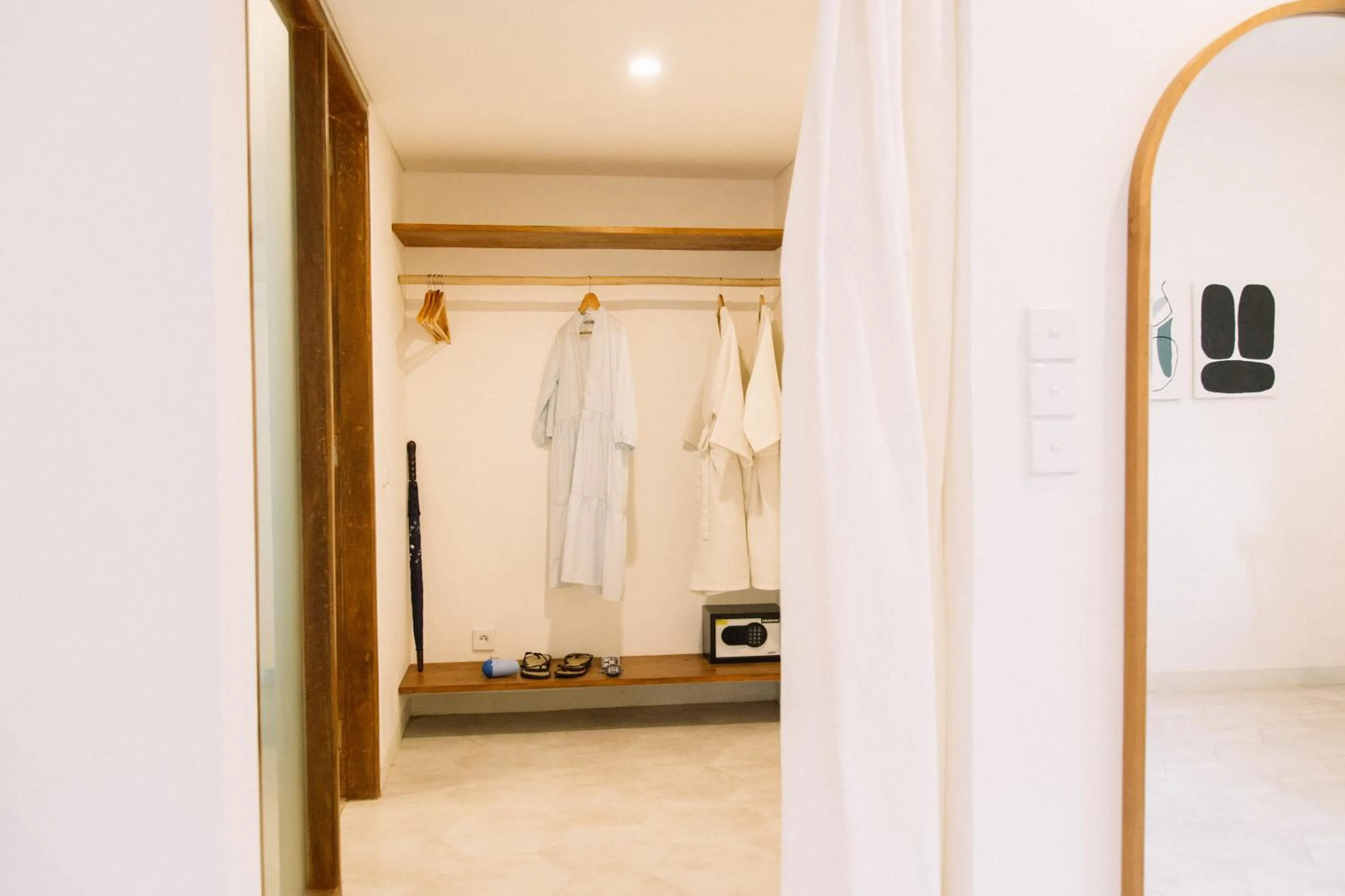 wardrobe in Kresna By The Sea By Kresna Hospitality