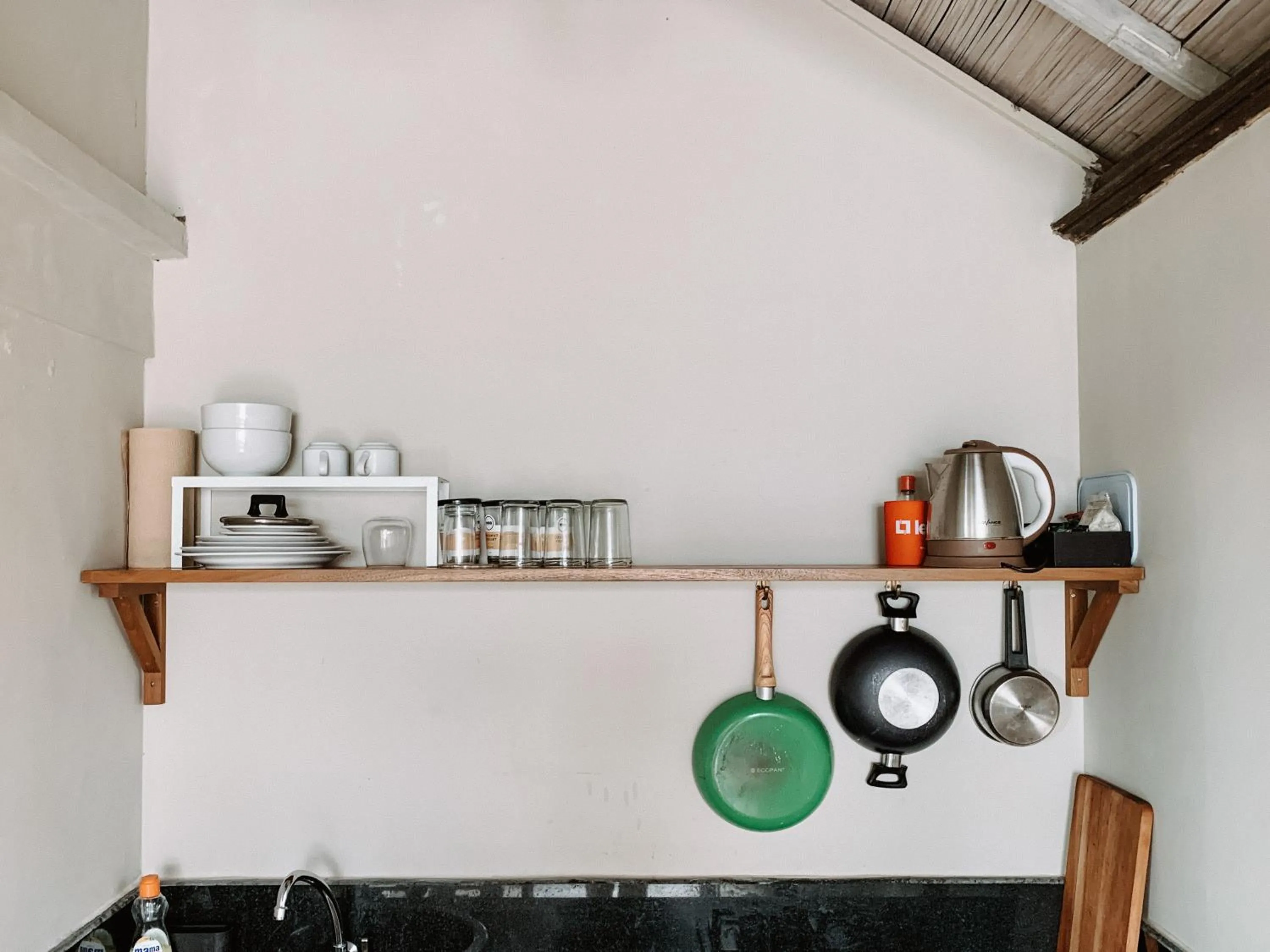 Kitchen or kitchenette in Kresna By The Sea By Kresna Hospitality