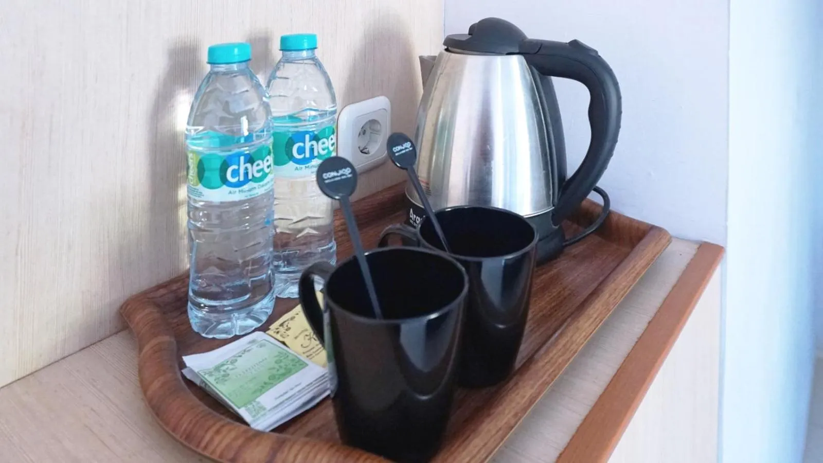 Coffee/tea facilities in Conjioo Hotel Kuta Managed By MHM