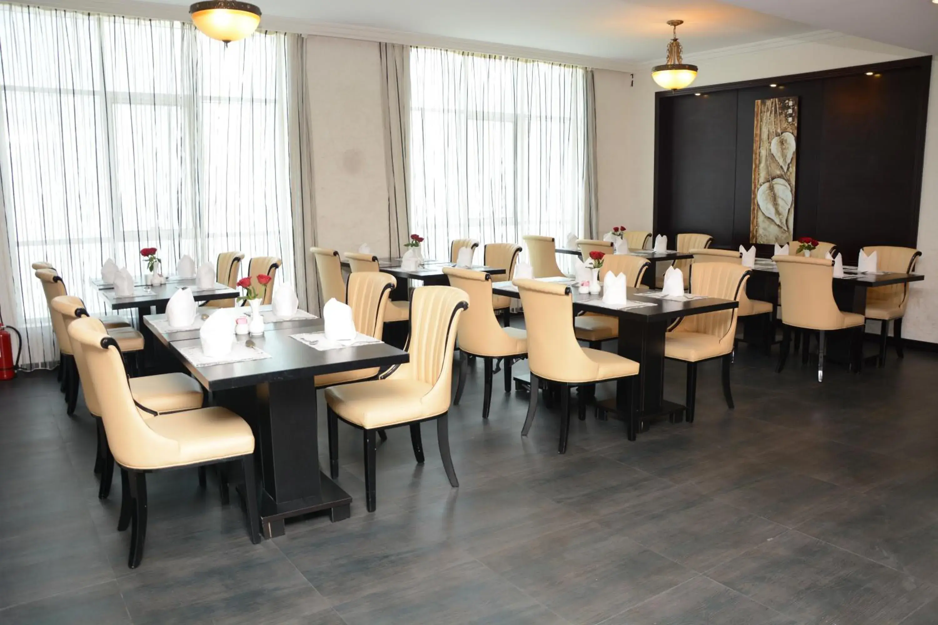 Restaurant/places to eat in Aryana Hotel Restaurant/places to eat in Aryana Hotel