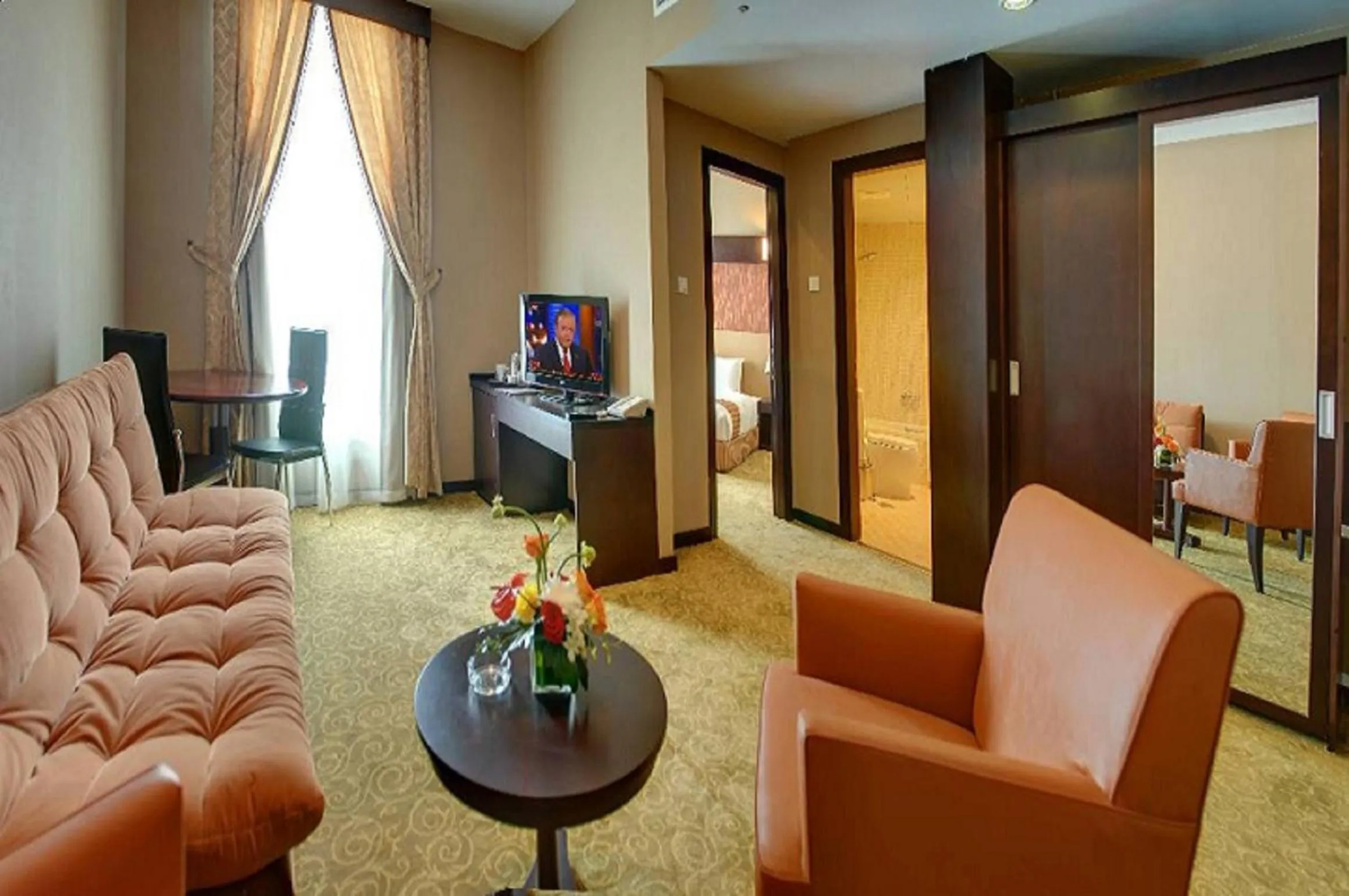 Living room in Aryana Hotel