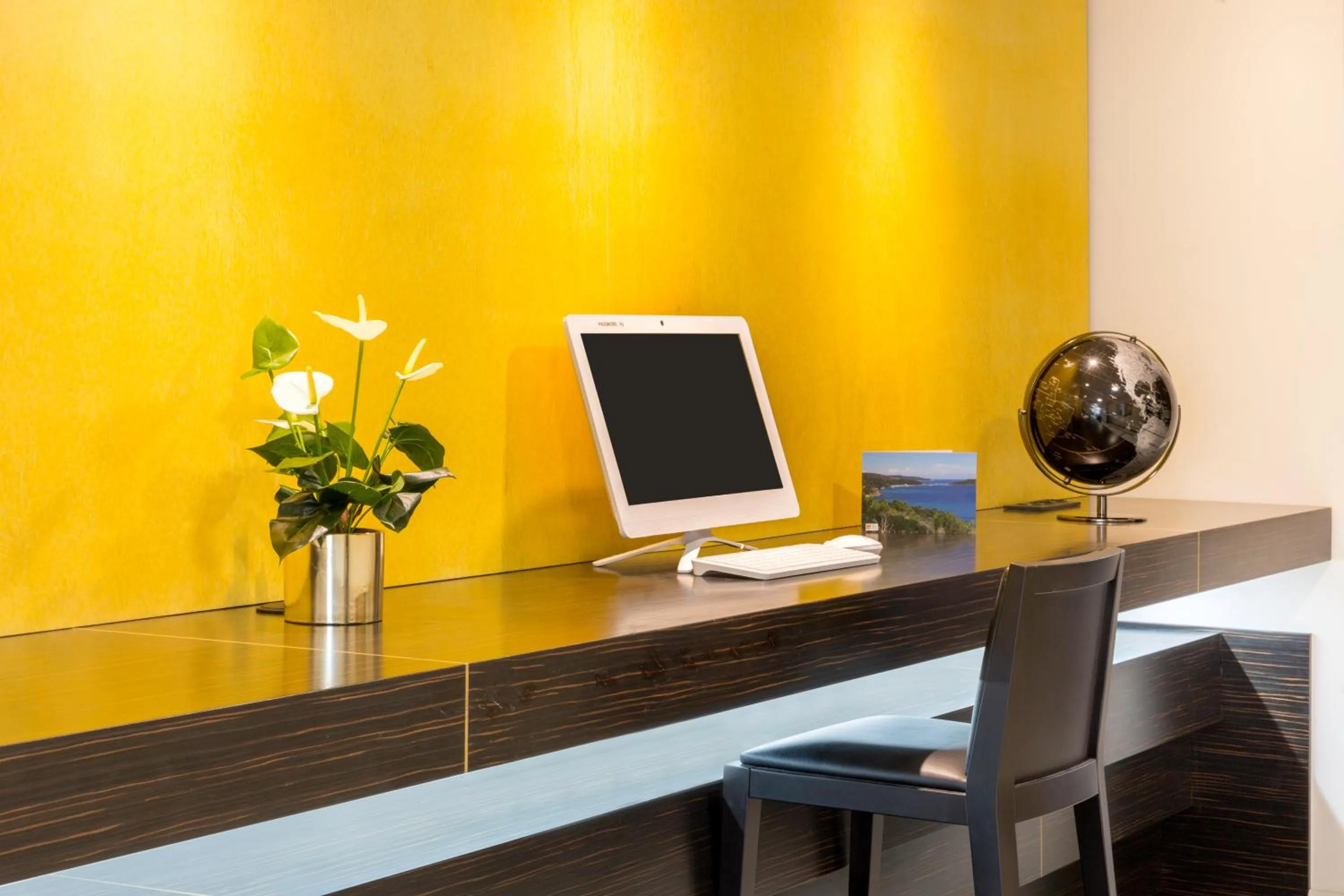 Business facilities in Best Western Hôtel Journel Antibes Juan-les-Pins