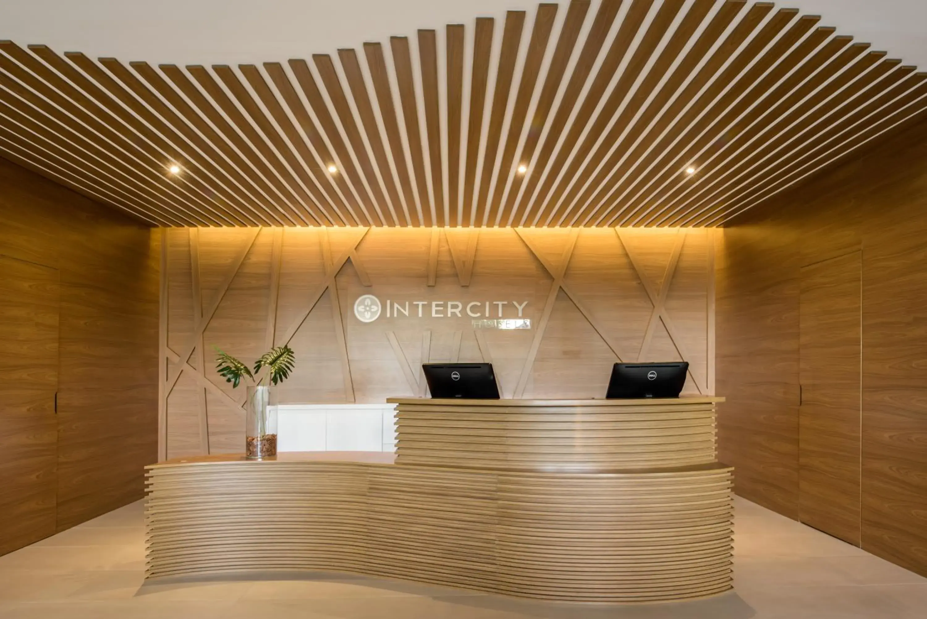 Lobby or reception in Intercity Ribeirão Preto Lobby or reception in Intercity Ribeirão Preto