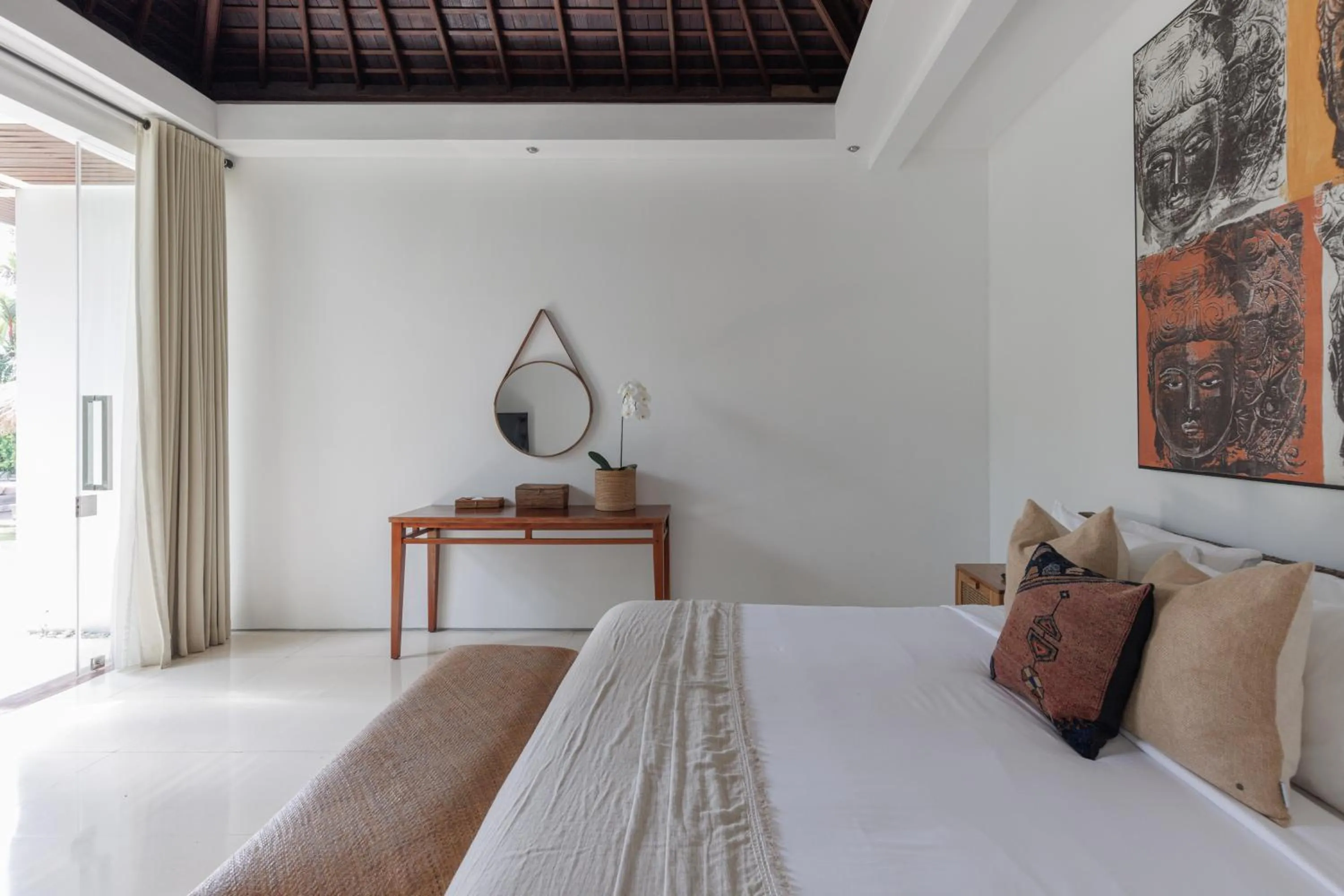 Bed in Chandra Bali Villas