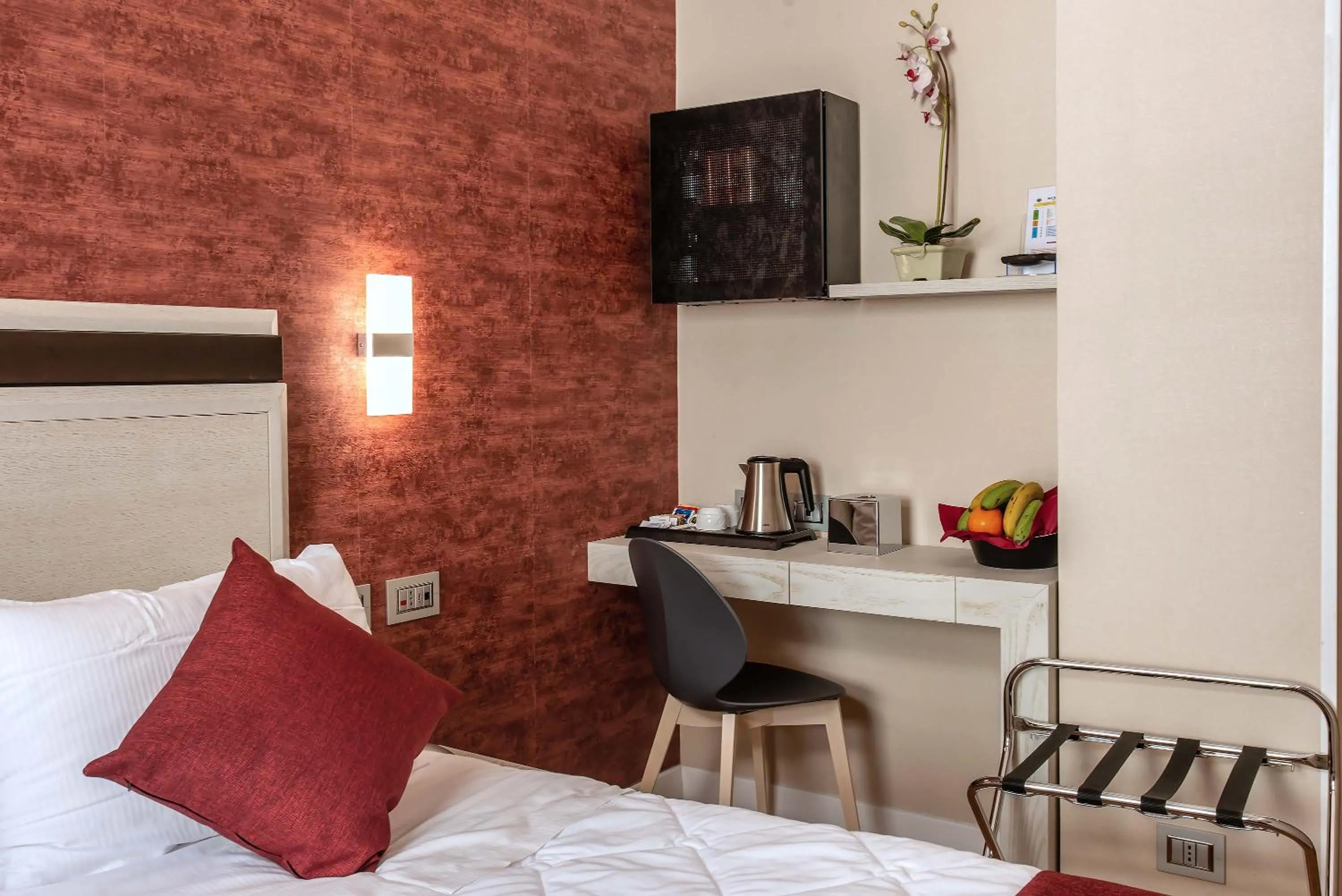 Bed in Hotel Memphis