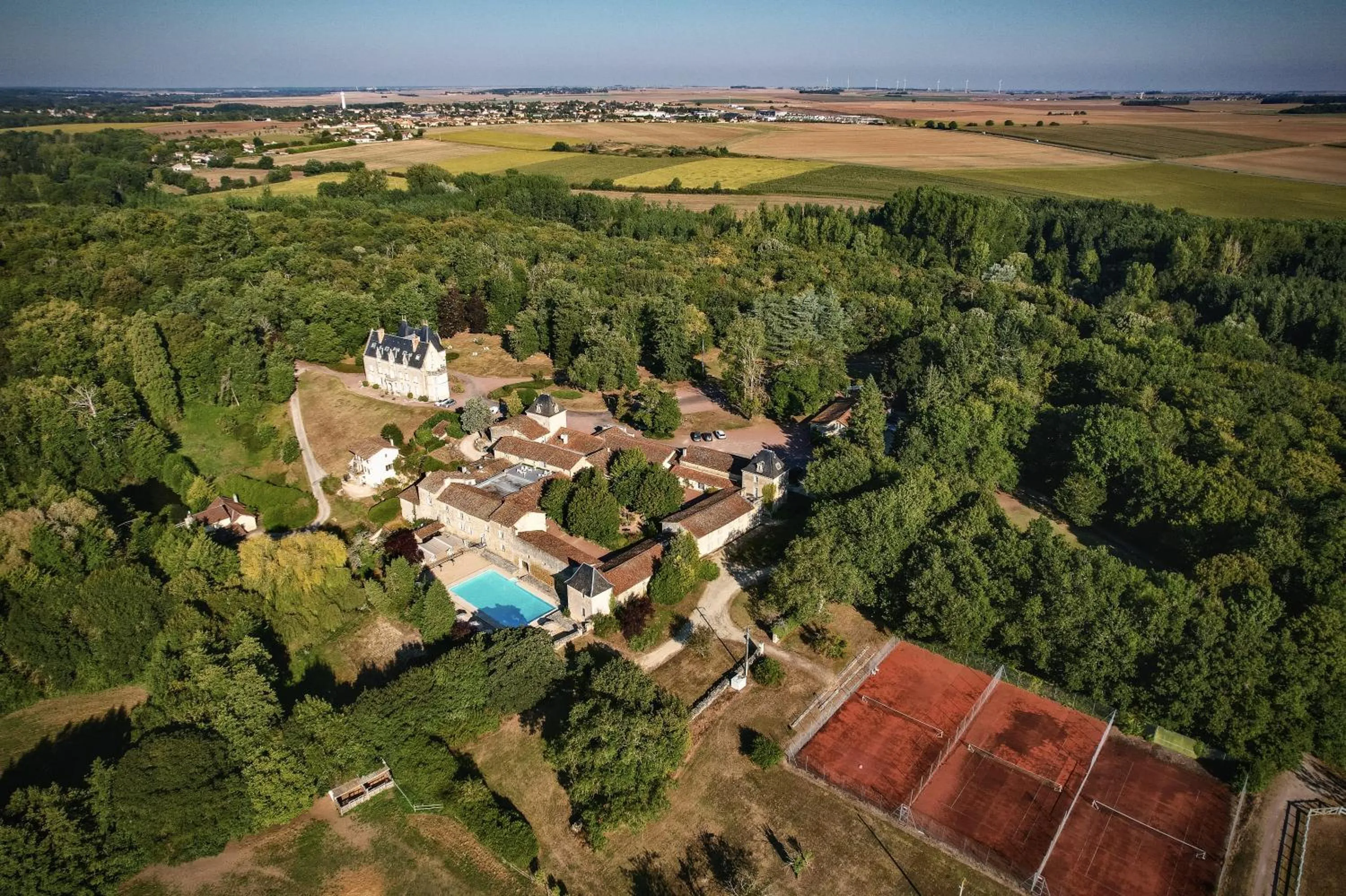 Hotel The Originals Château de Perigny
