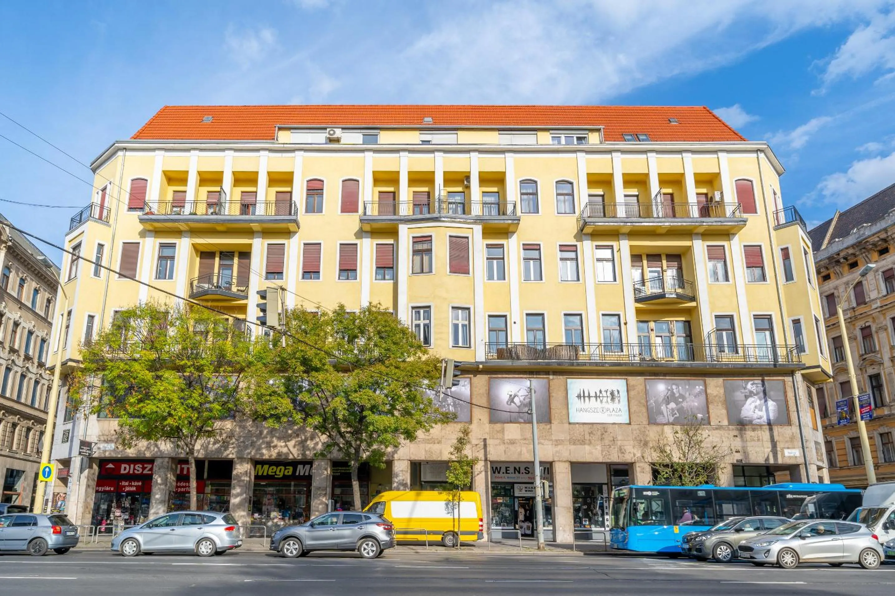 Rákóczi Stylish Entire Apartment