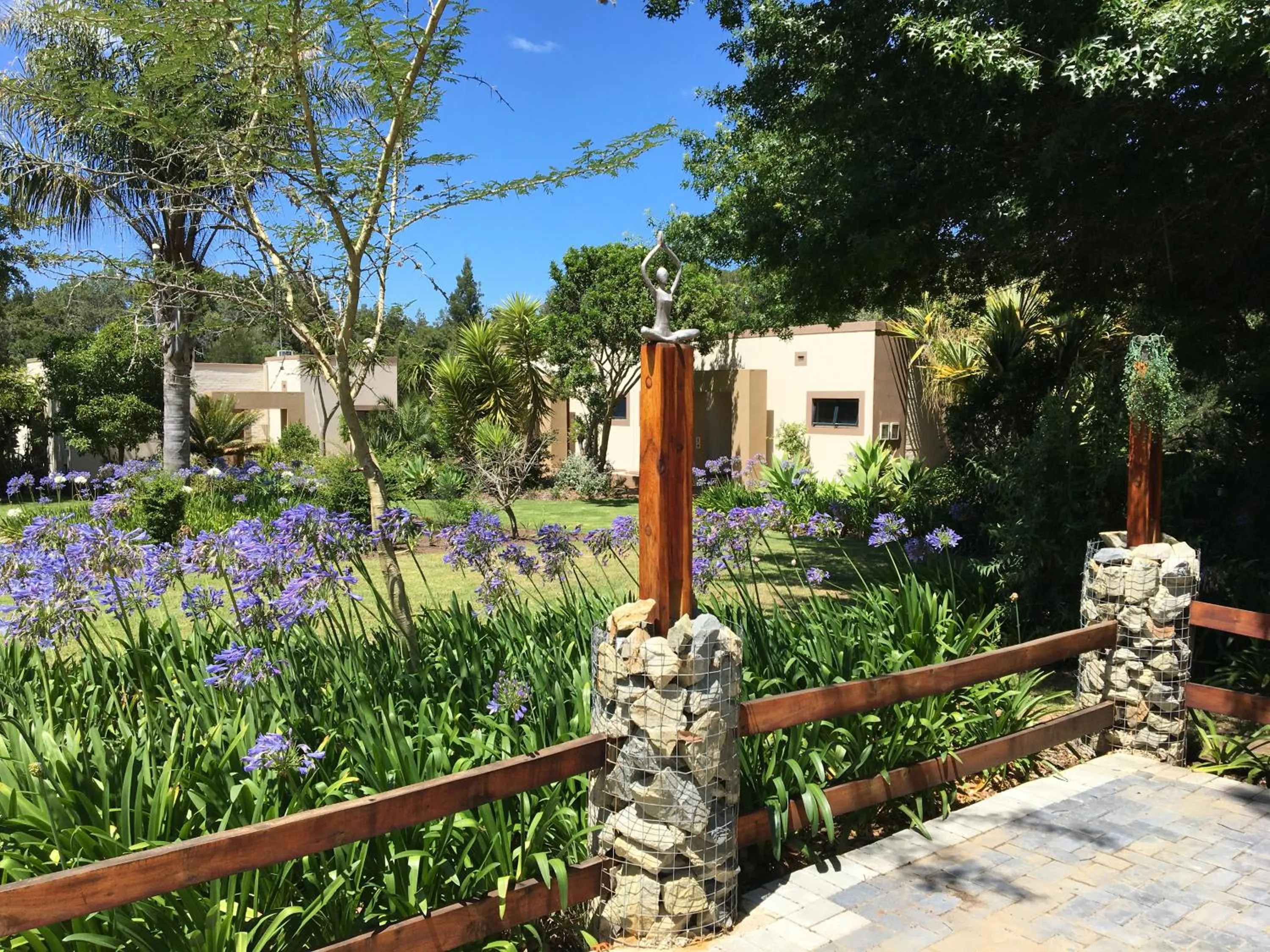 Property building in Lily Pond Country Lodge