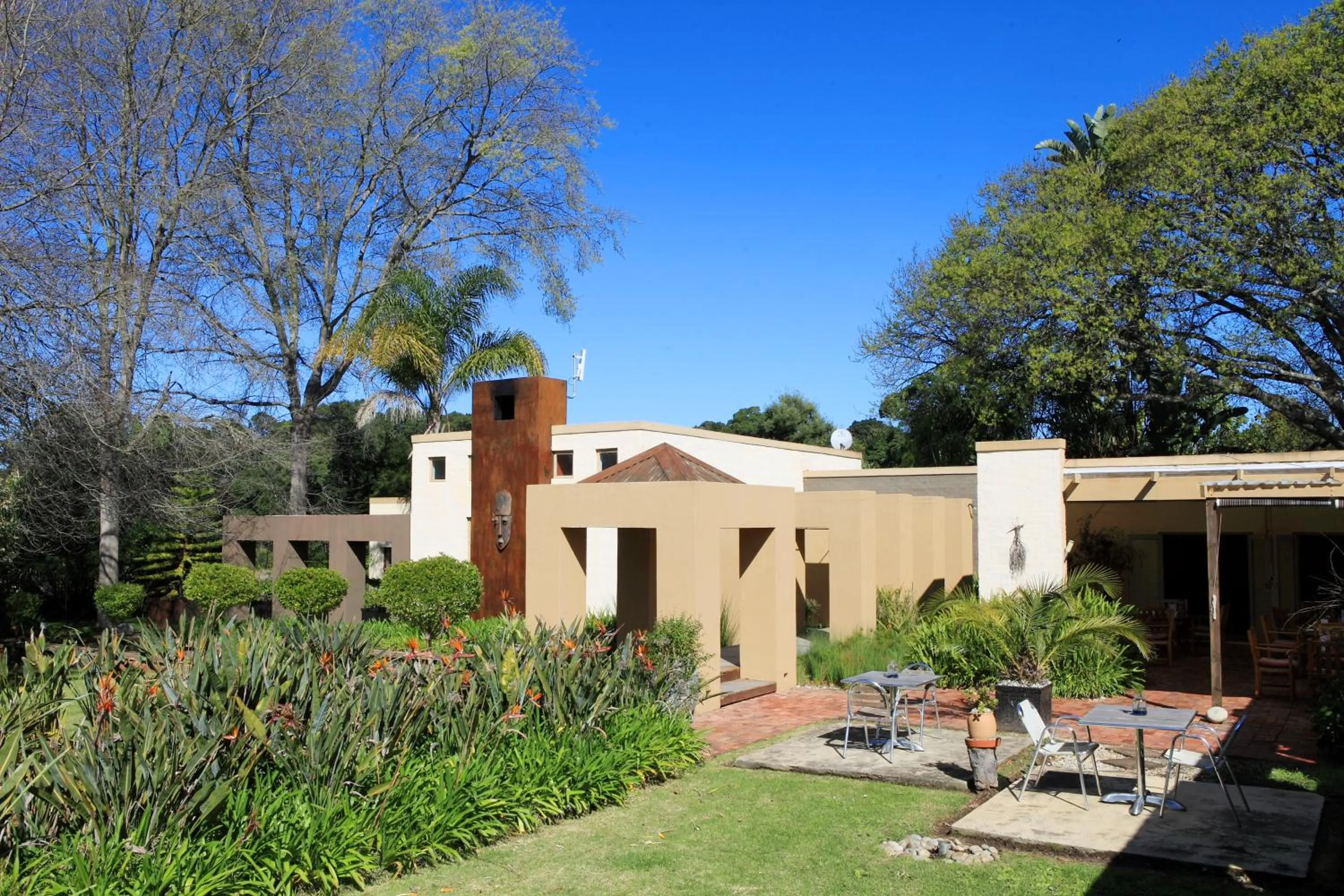 Property building in Lily Pond Country Lodge