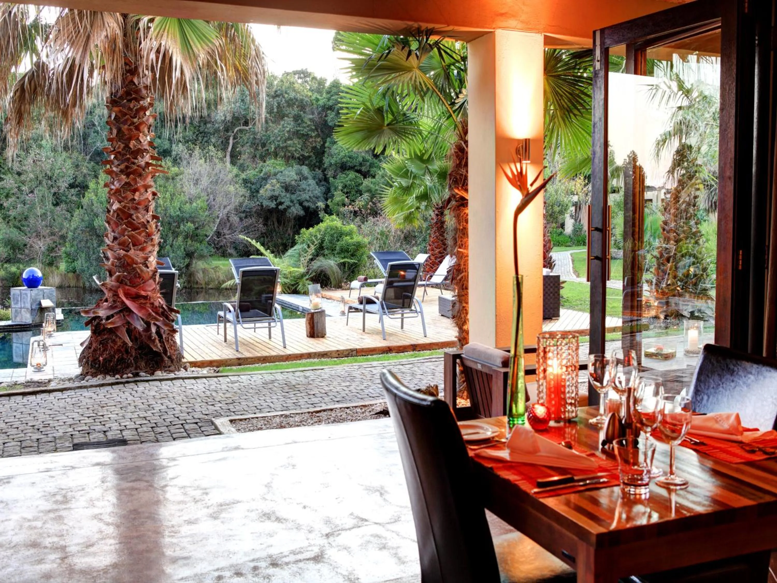 Restaurant/places to eat in Lily Pond Country Lodge