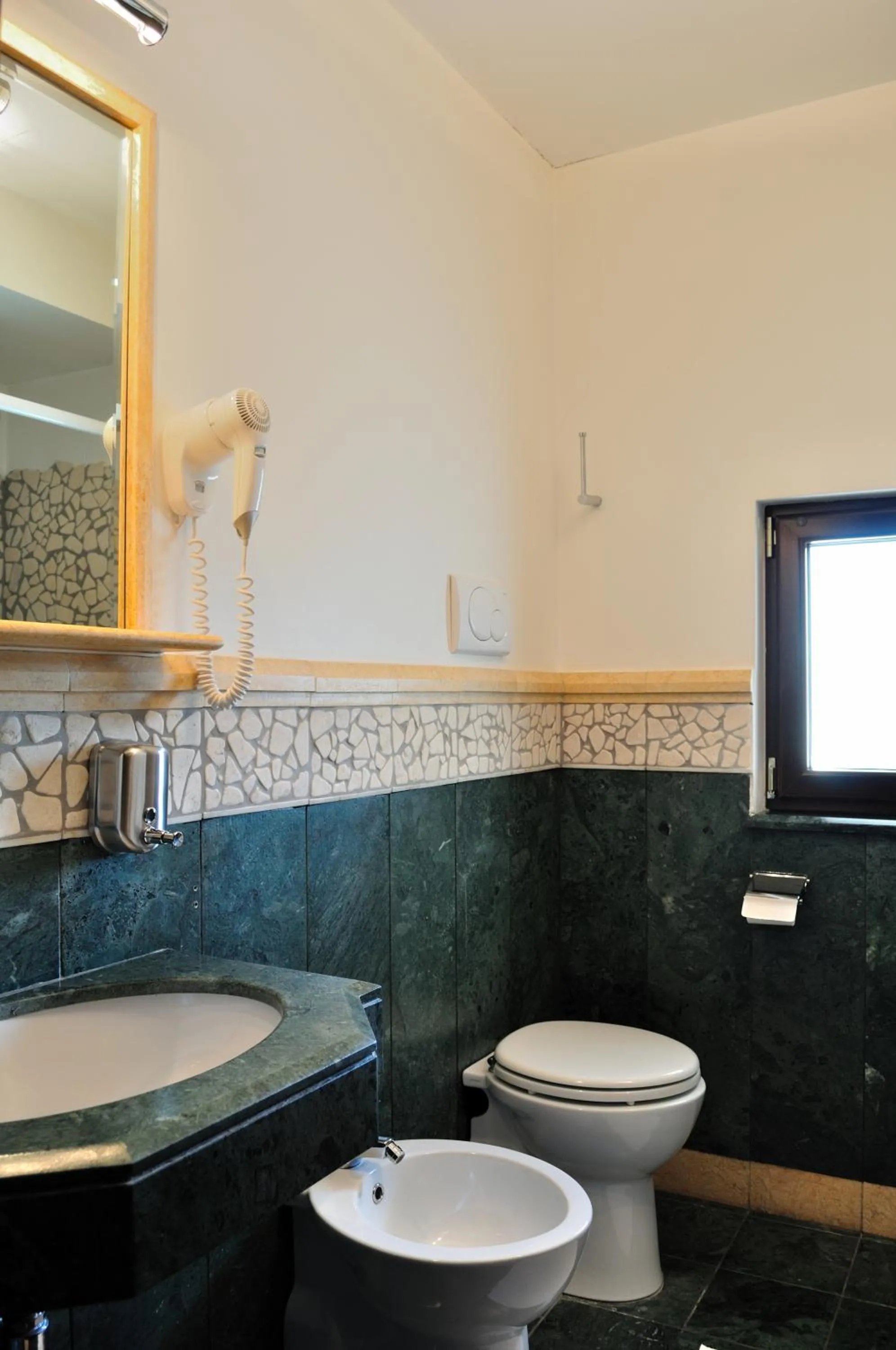 Bathroom in Al Casaletto Hotel