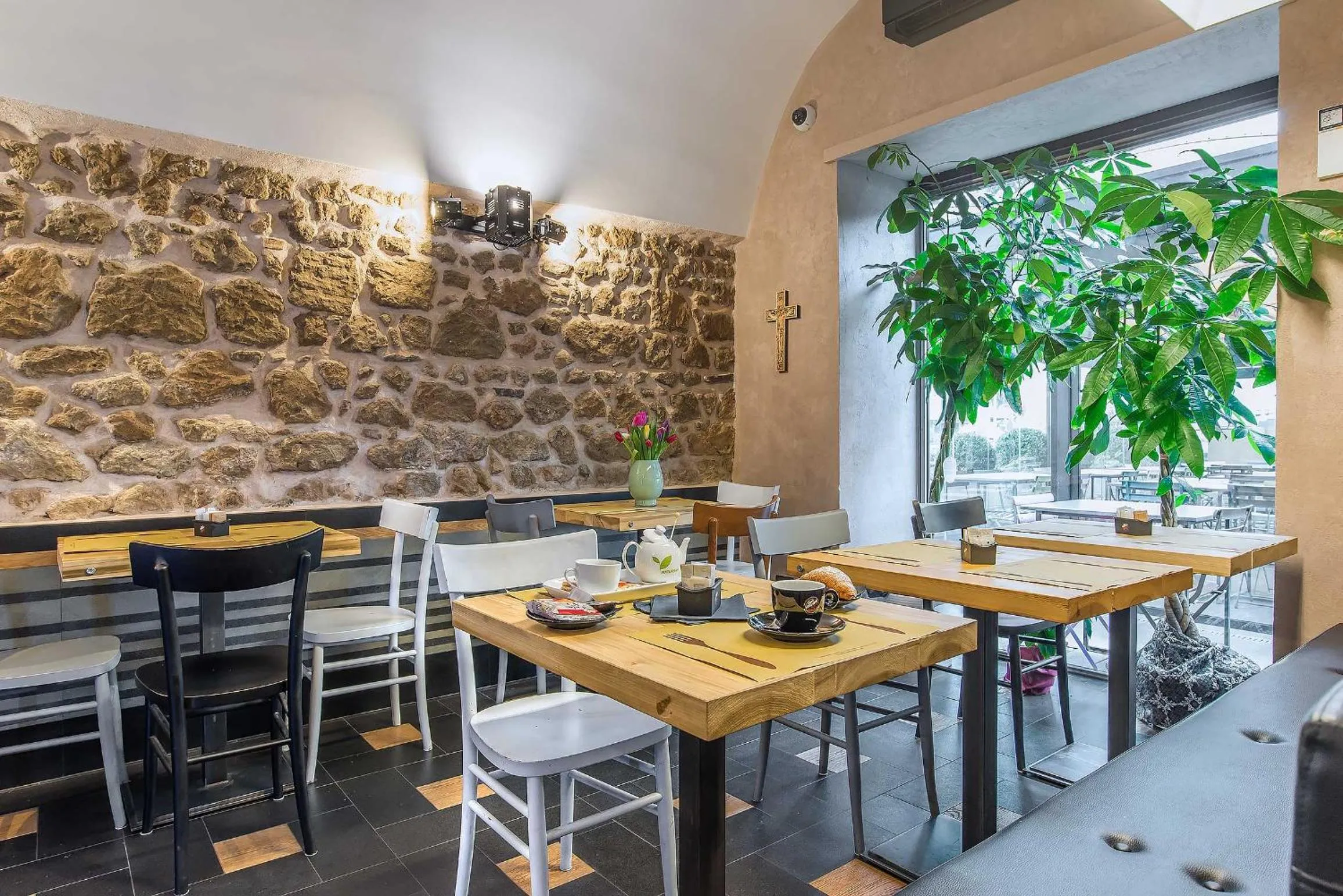 Restaurant/places to eat in Al Casaletto Hotel