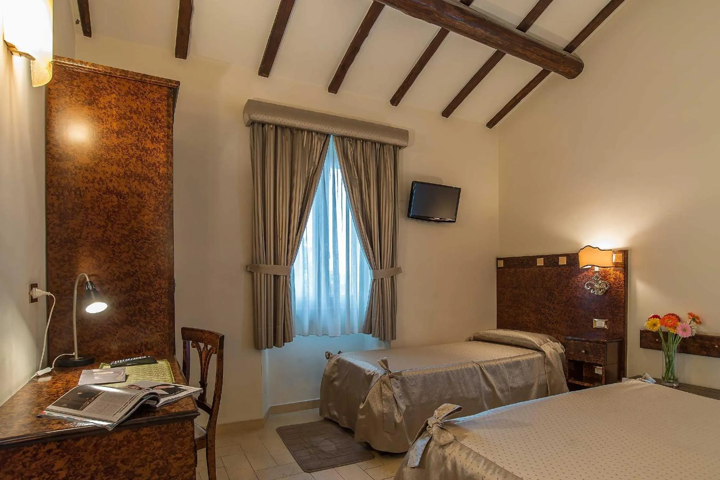 Bed in Al Casaletto Hotel