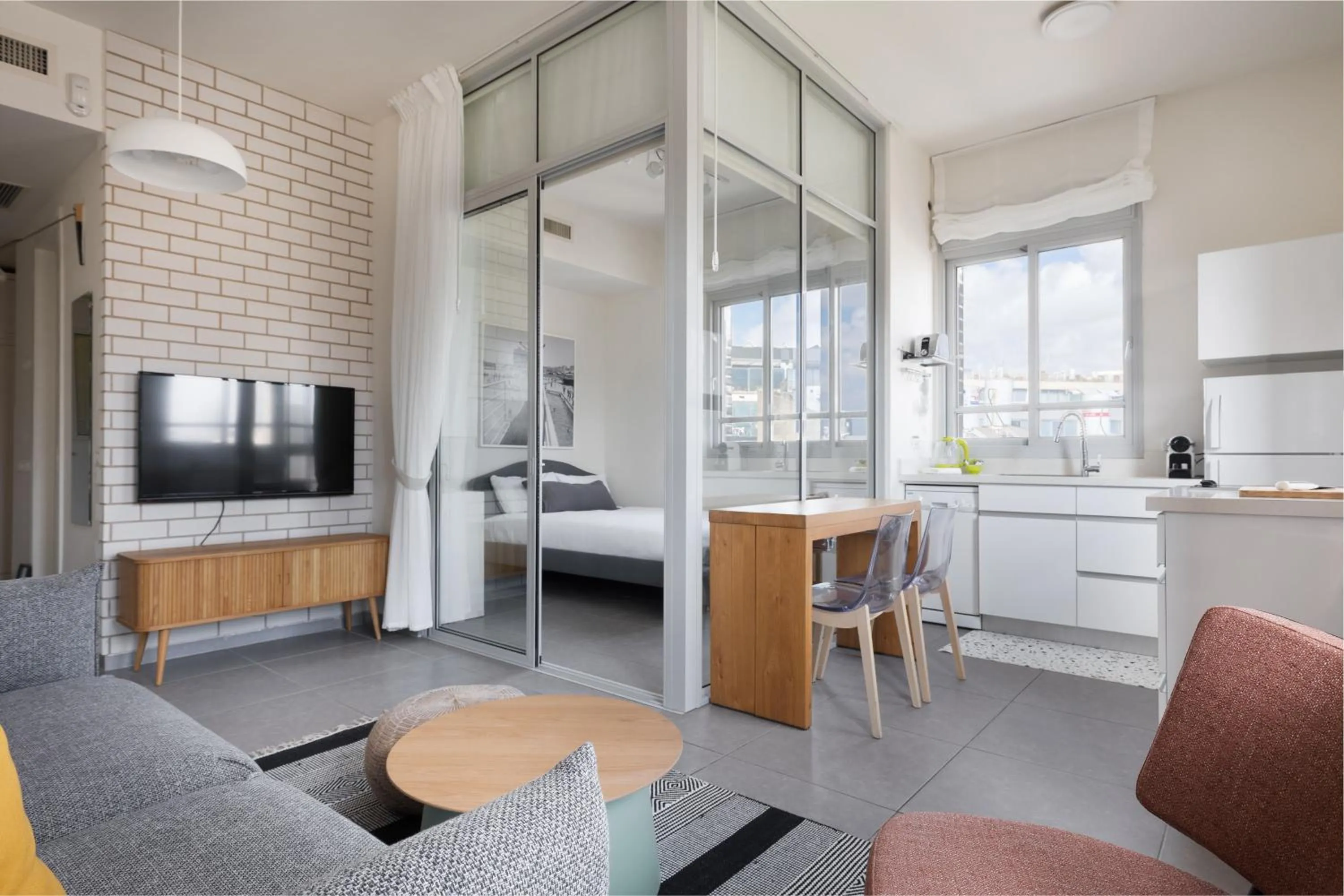 Bauhaus Boutique by TLV2RENT