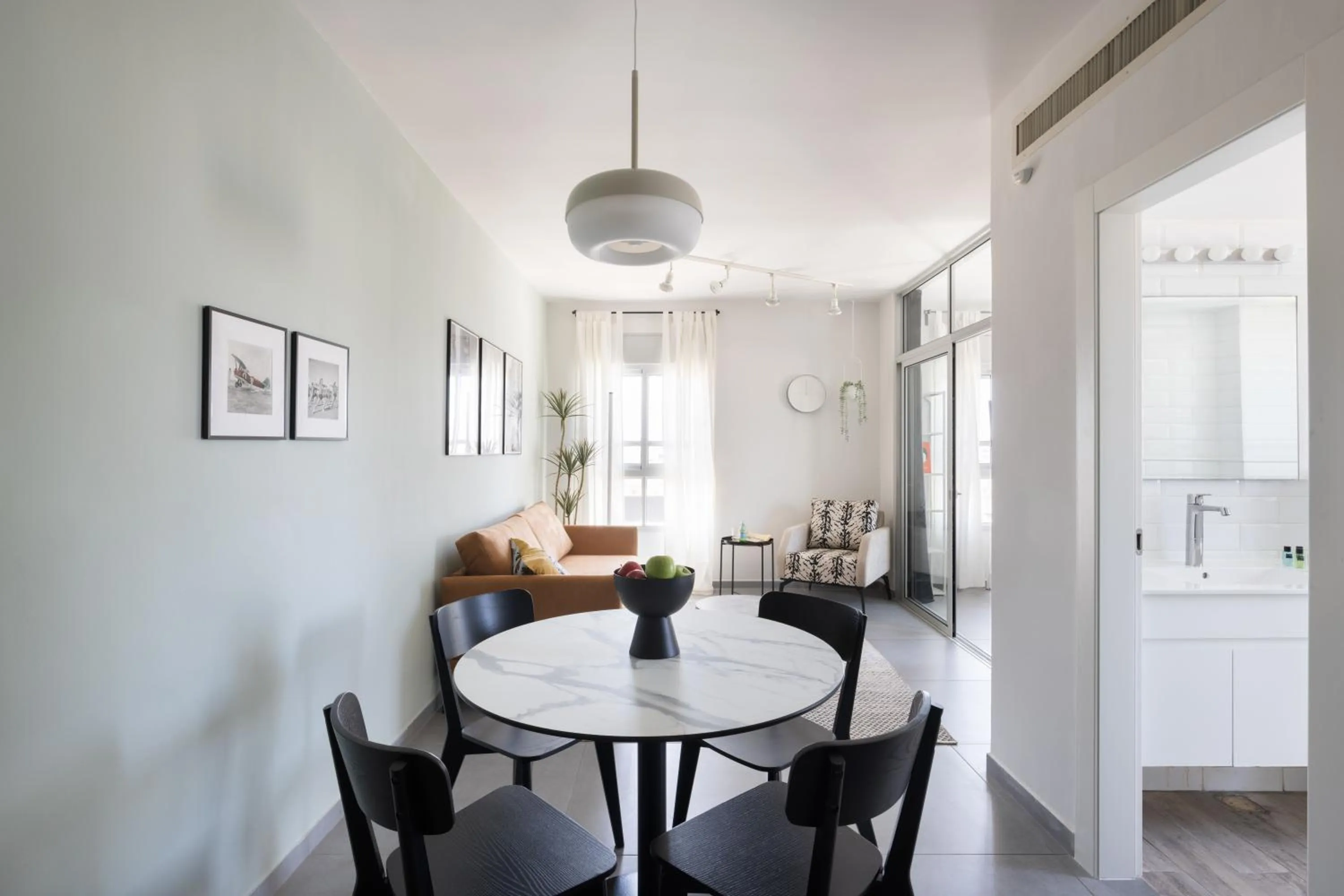 Bauhaus Boutique by TLV2RENT