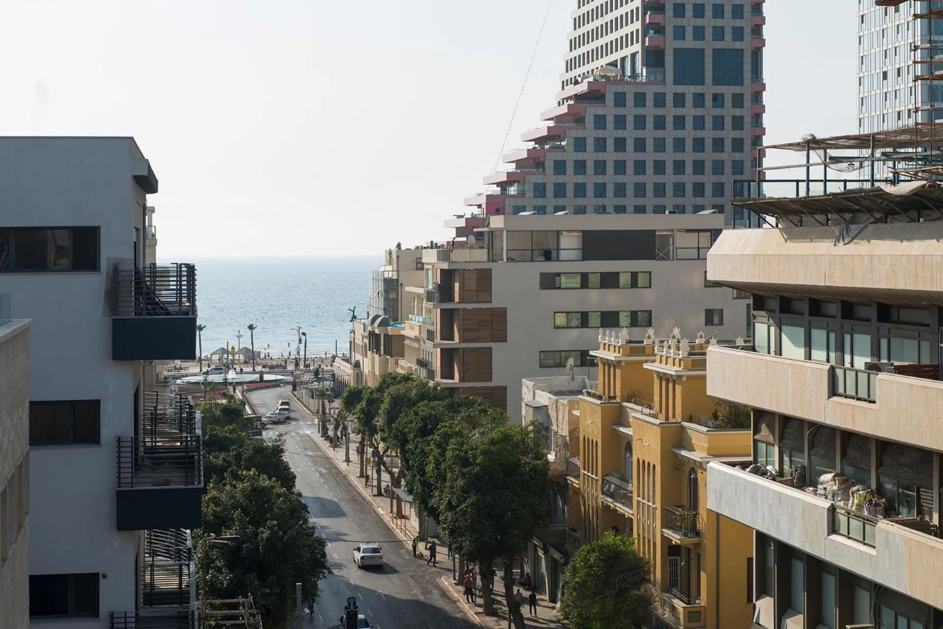 Bauhaus Boutique by TLV2RENT