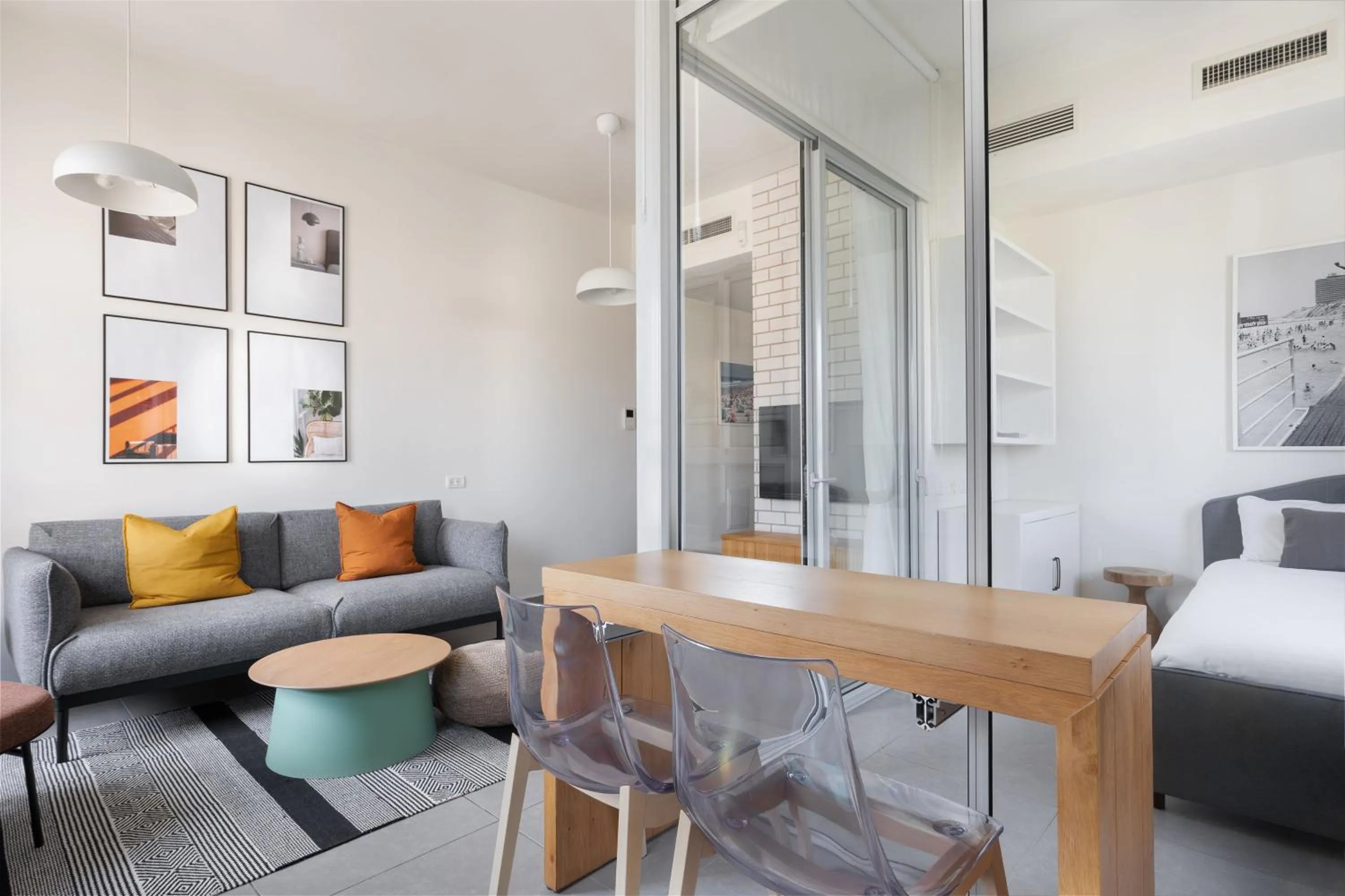 Bauhaus Boutique by TLV2RENT