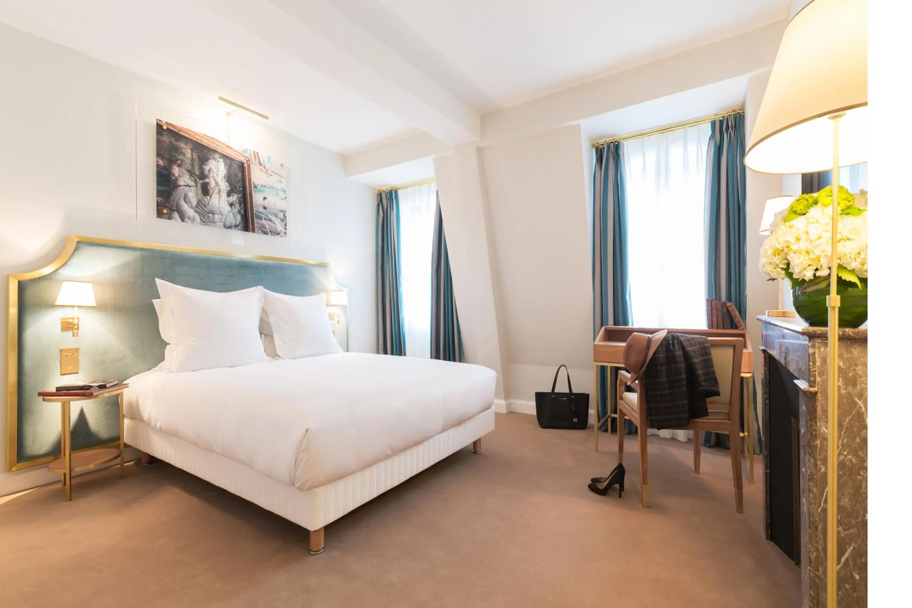 Bed in Hôtel Alfred Sommier