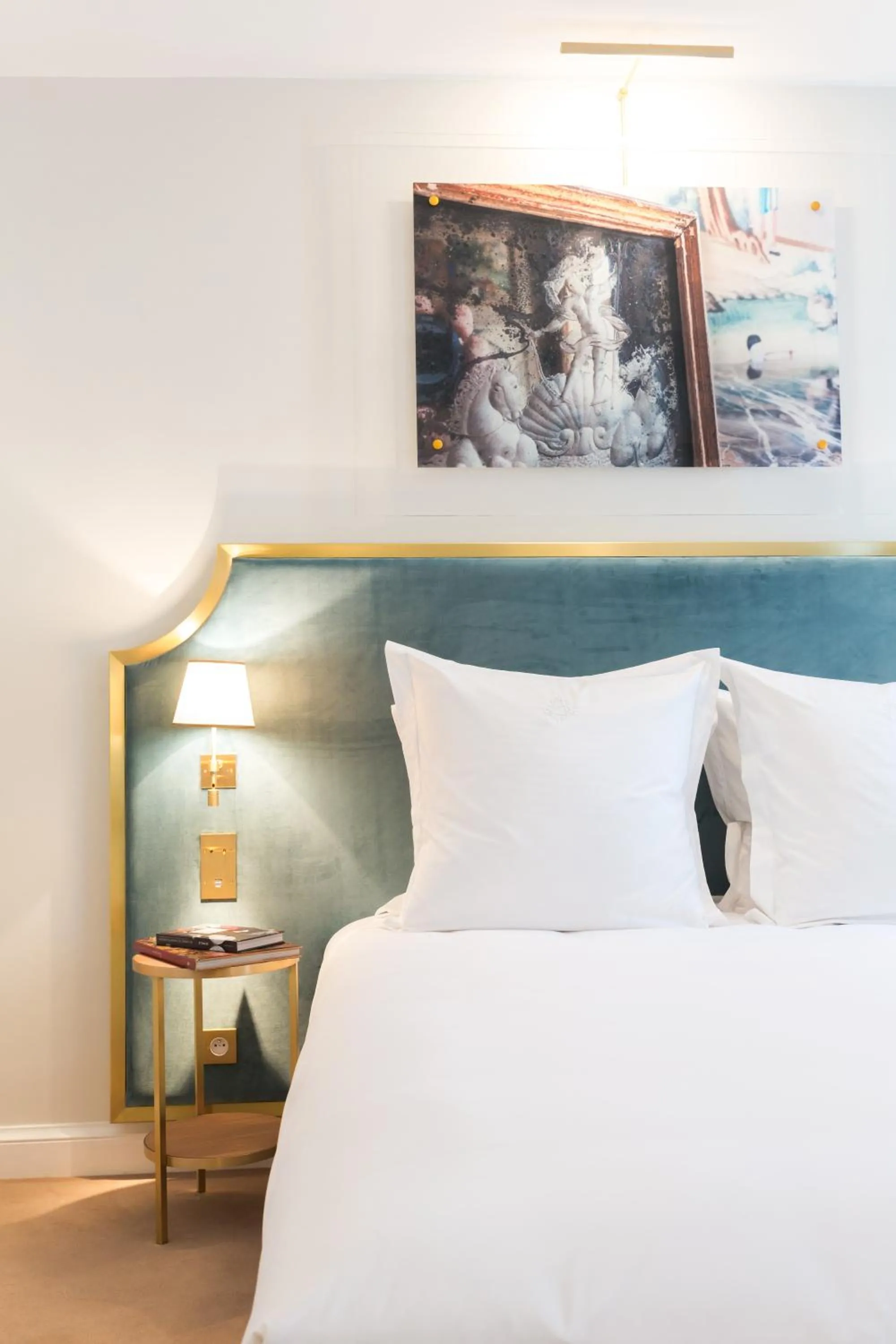 Bed in Hôtel Alfred Sommier