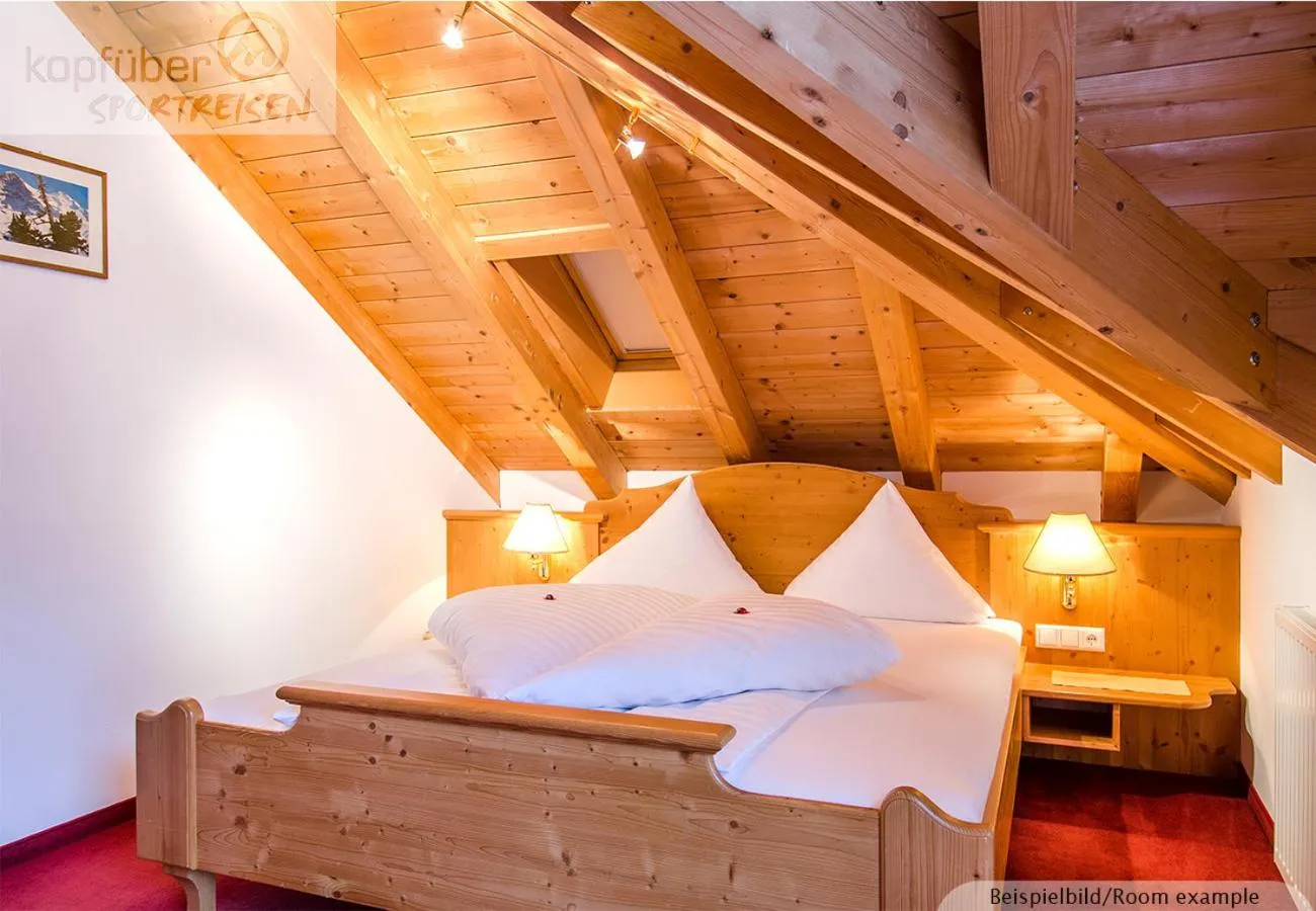 Bed in Sporthotel Daniel