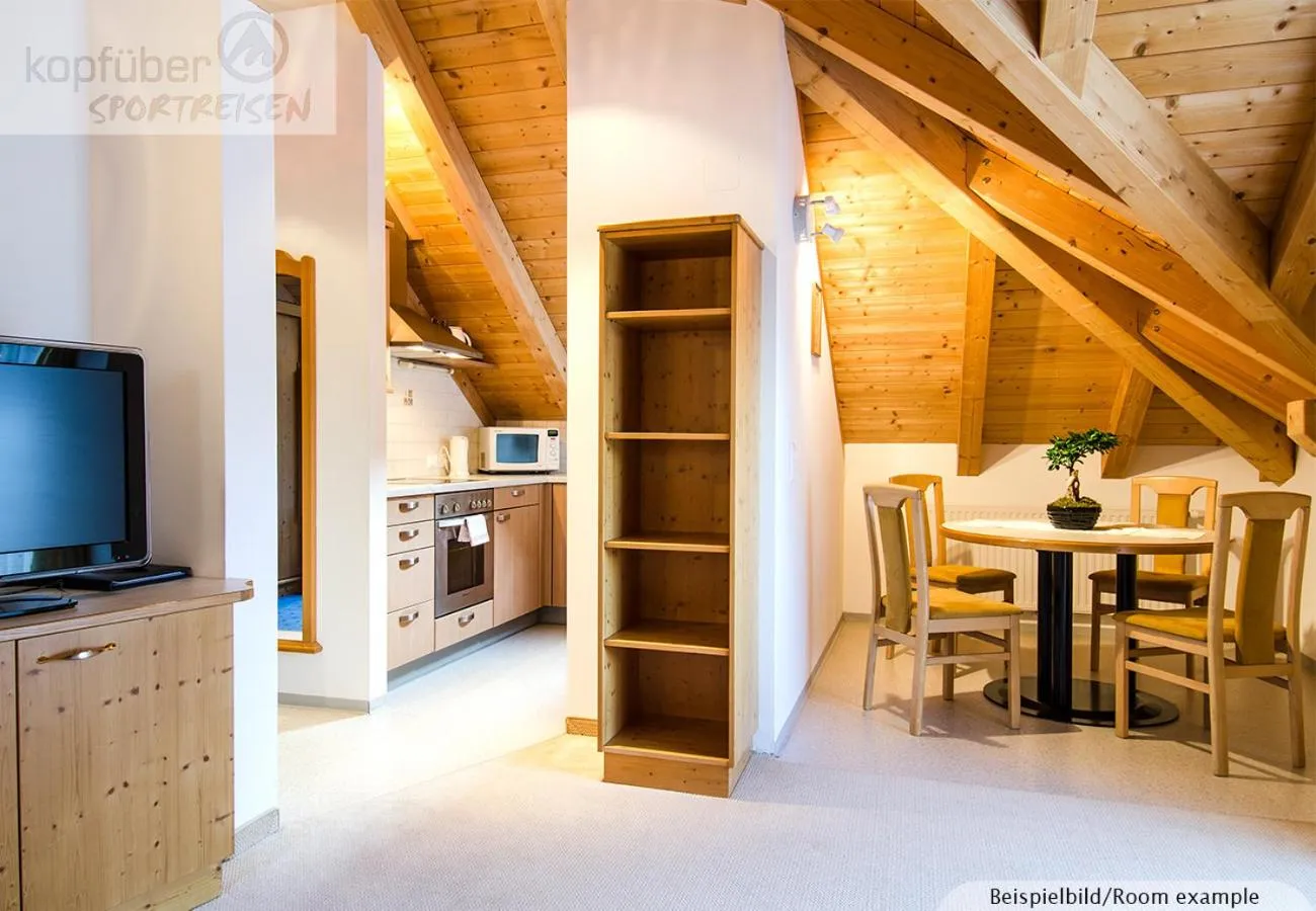 Kitchen or kitchenette in Sporthotel Daniel