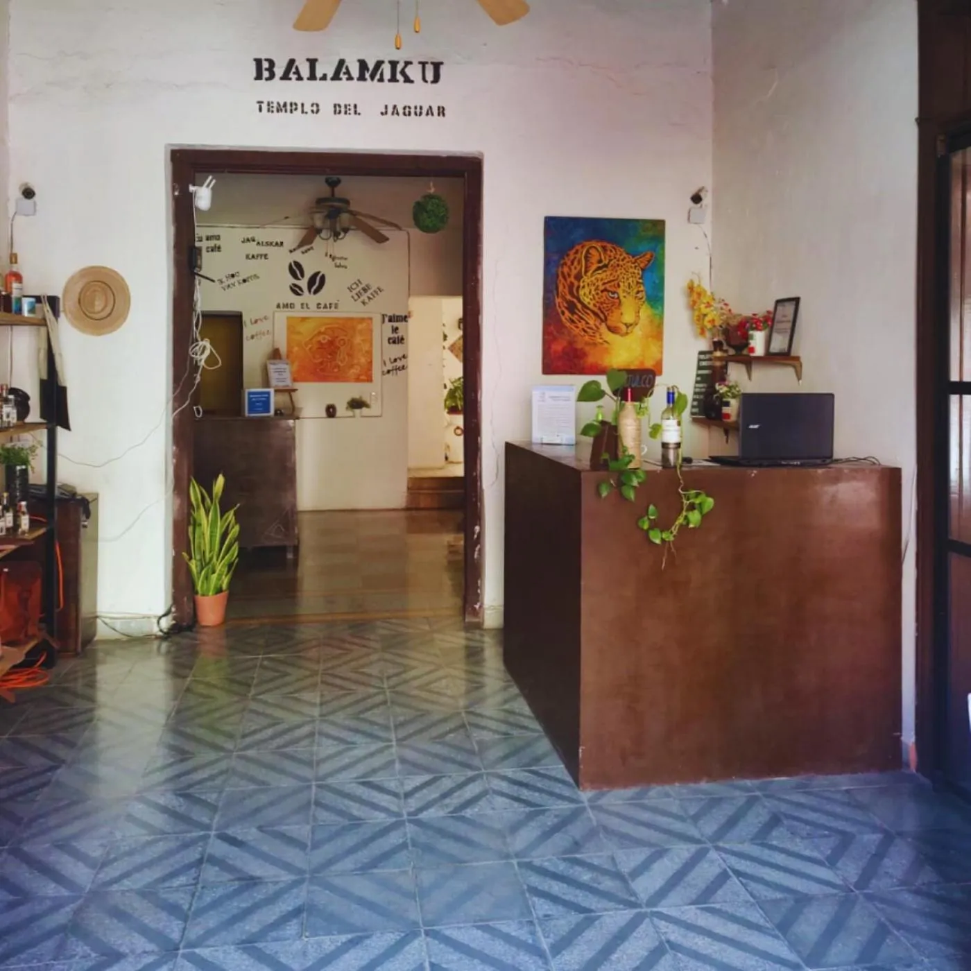 Lobby or reception in Balamku Hotel Petit