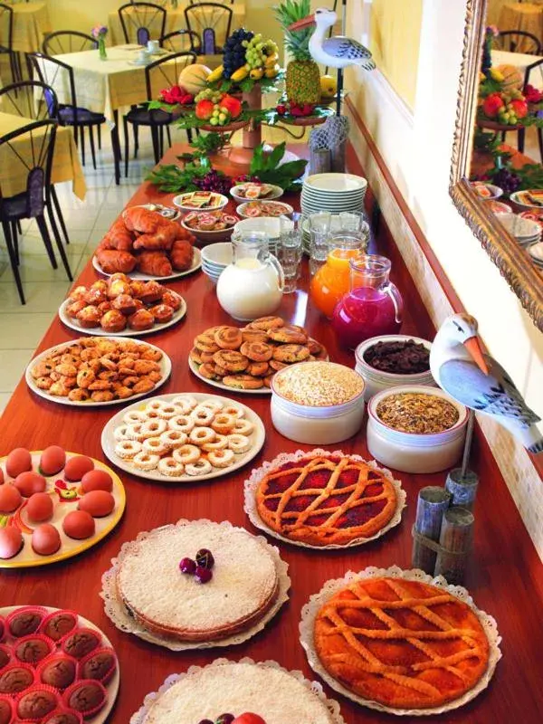 Buffet breakfast in Hotel Grado
