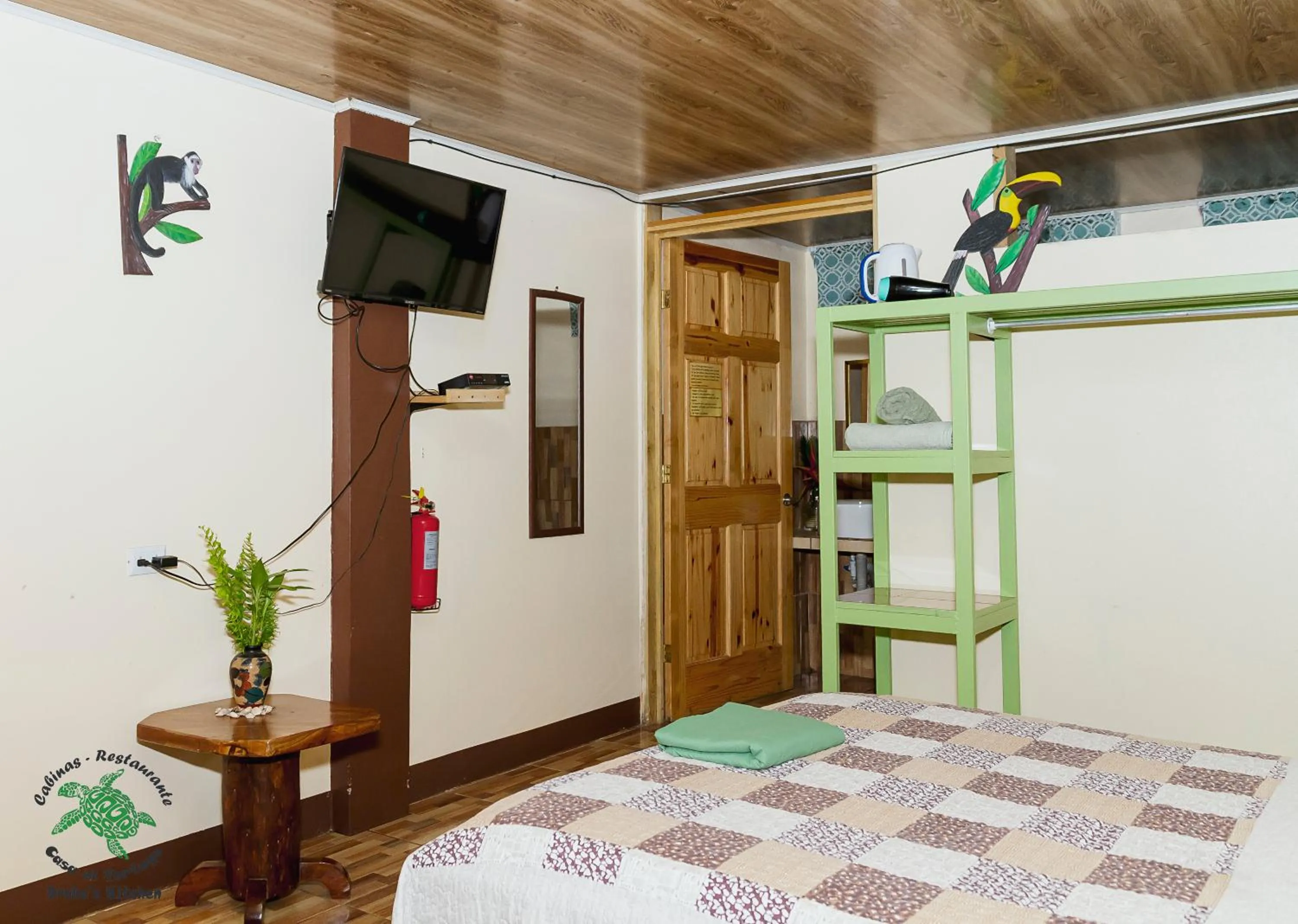 Photo of the whole room, Bed in Casa el Tortugo