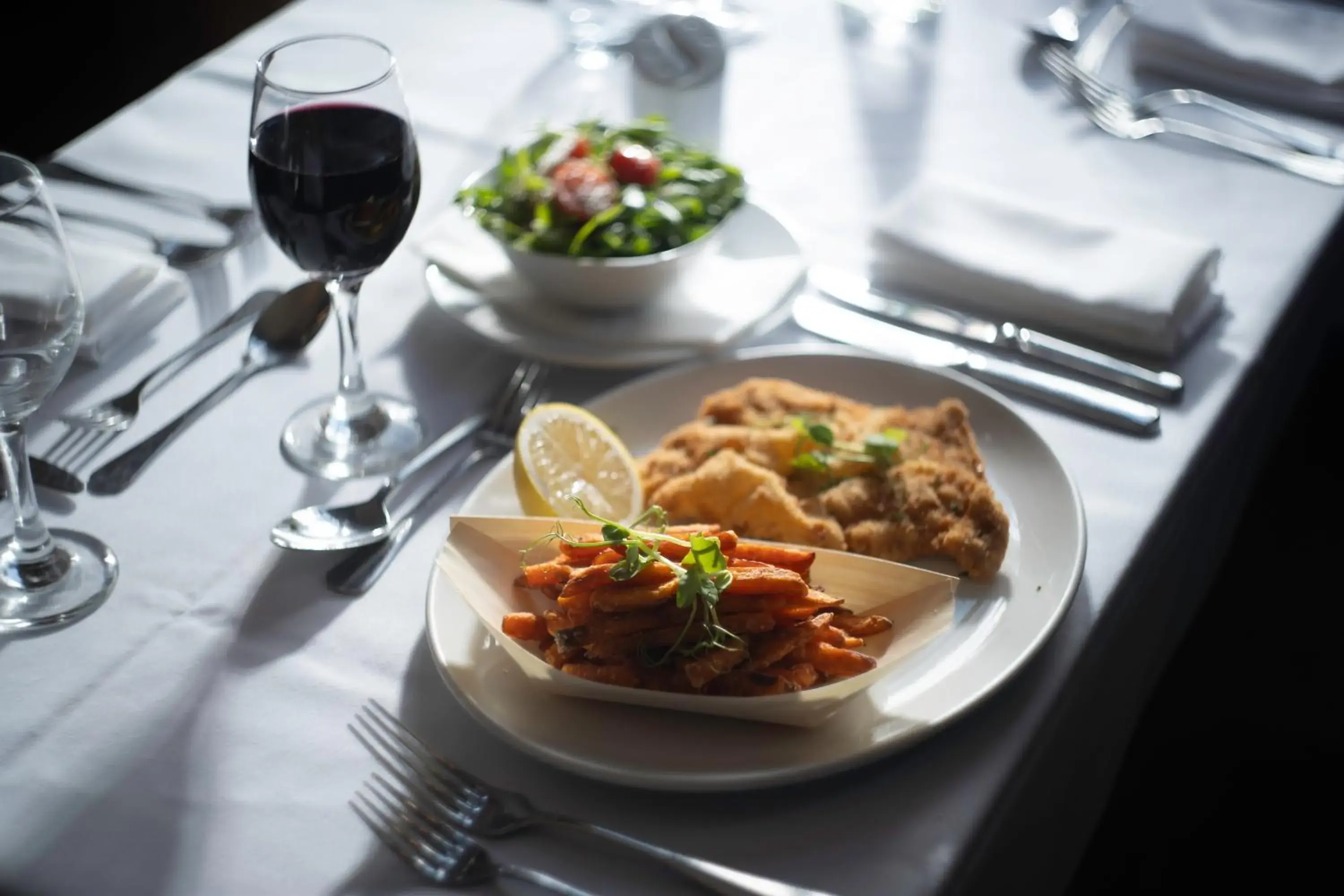 Restaurant/places to eat in White Hart Hotel Restaurant/places to eat in White Hart Hotel