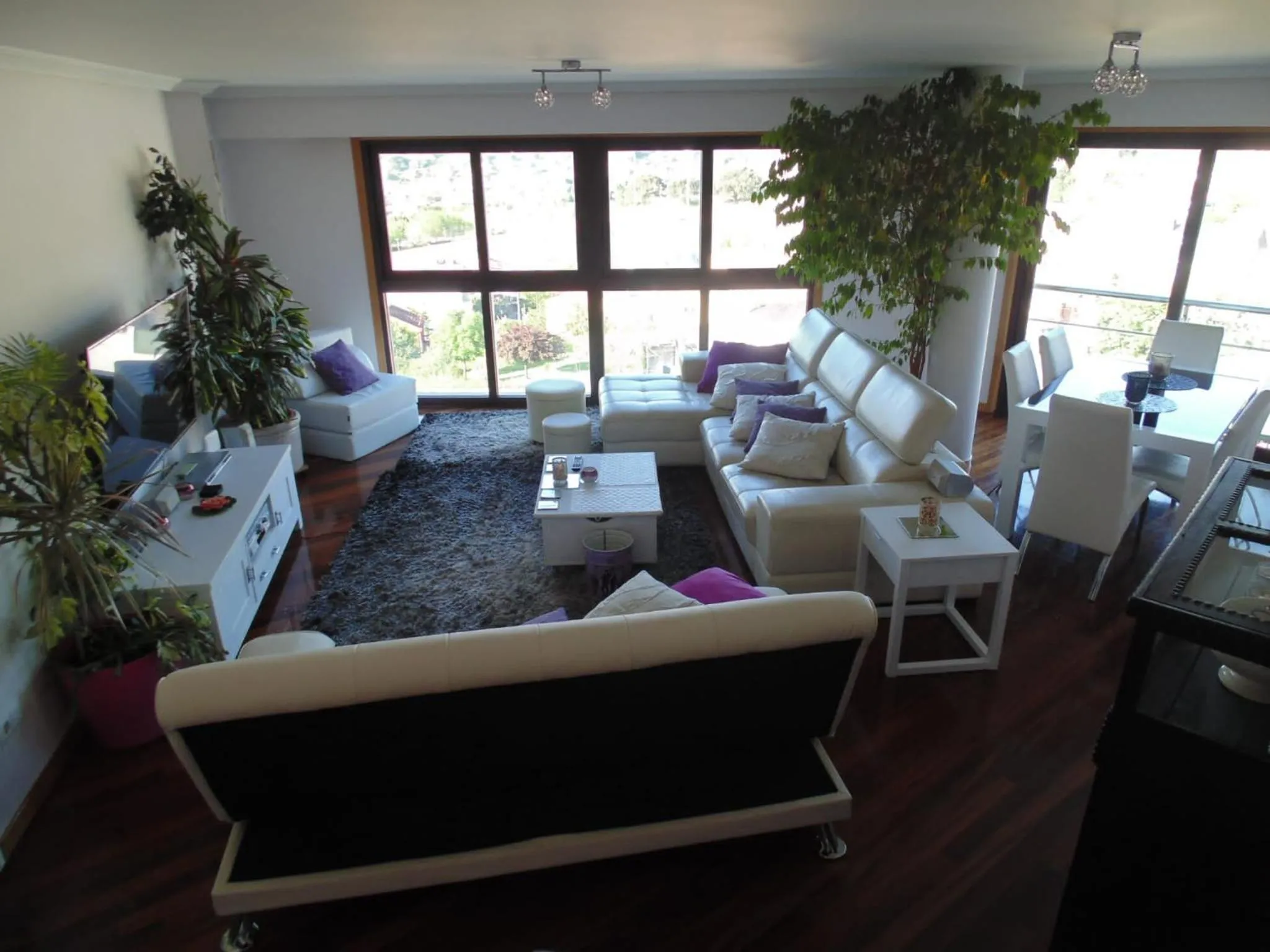 Lounge or bar in Duplex grandes cristaleras impresionantes vistas