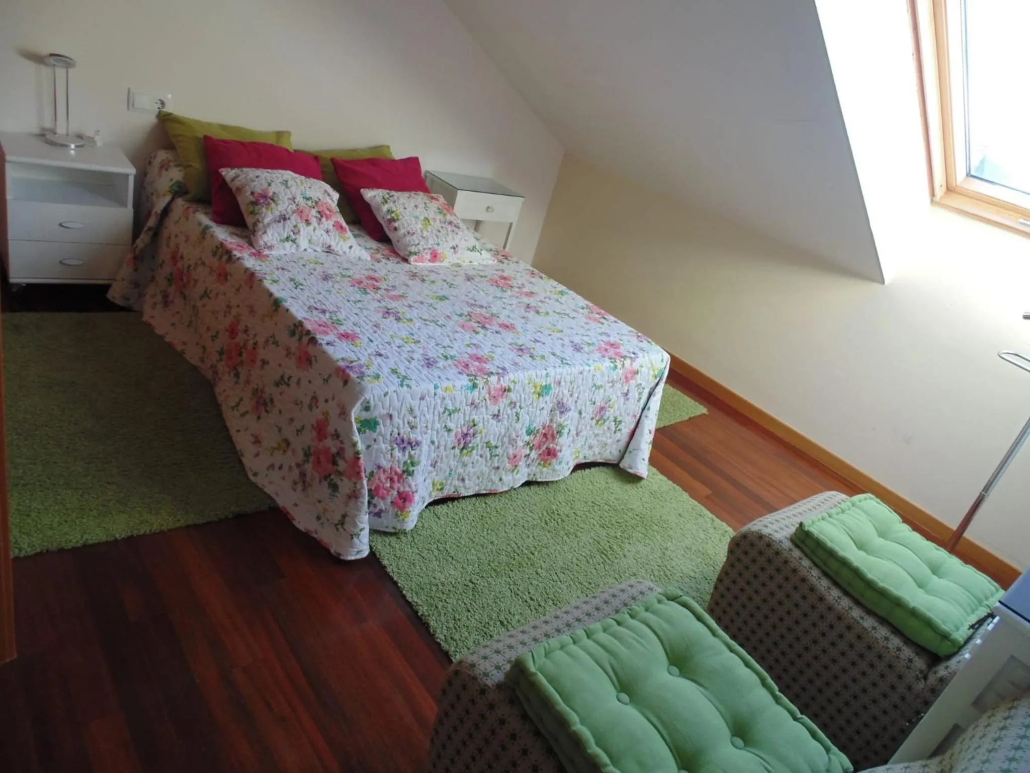 Bed in Duplex grandes cristaleras impresionantes vistas