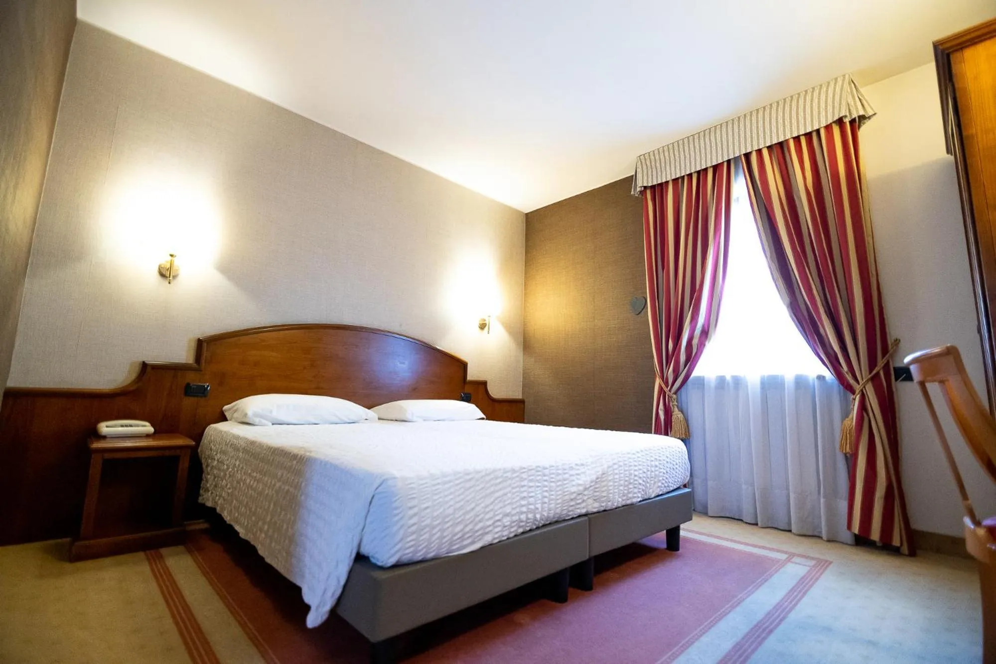 Photo of the whole room, Bed in Hotel Rendez Vous