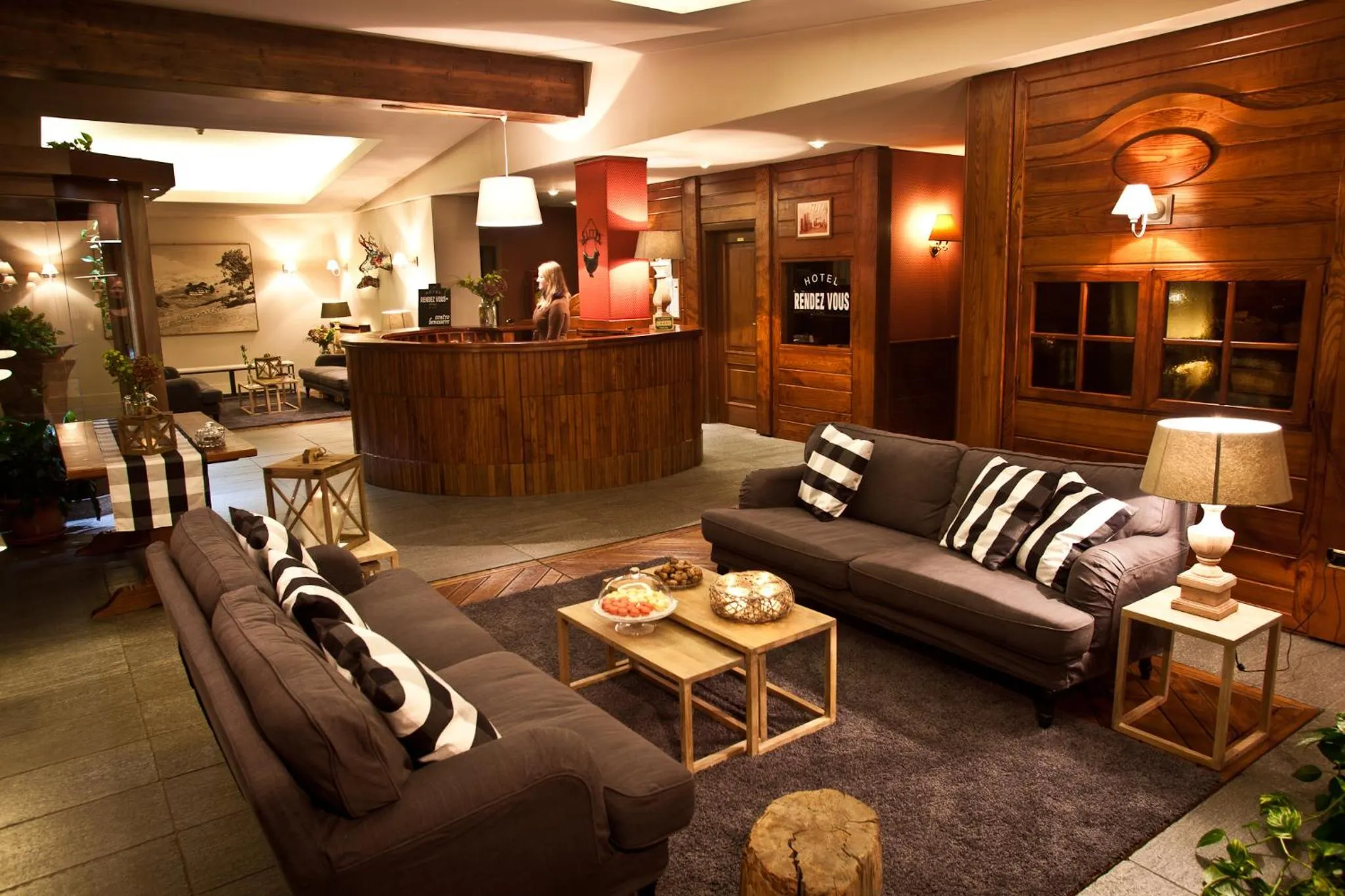 Communal lounge/ TV room in Hotel Rendez Vous